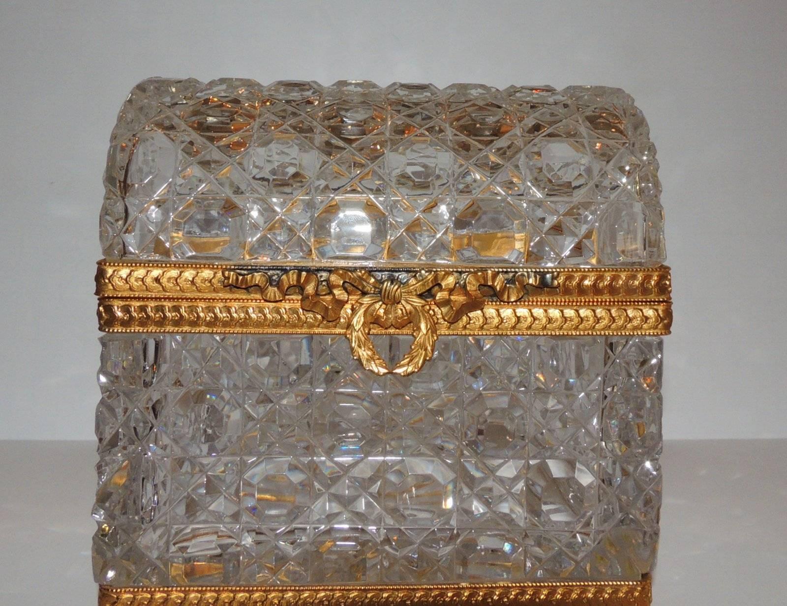 A wonderful French ormolu-mounted with wreath cut crystal beautiful multifaceted domed jewelry casket, box.

Measures: 7 H x 7 W x 4.75 D.
 
