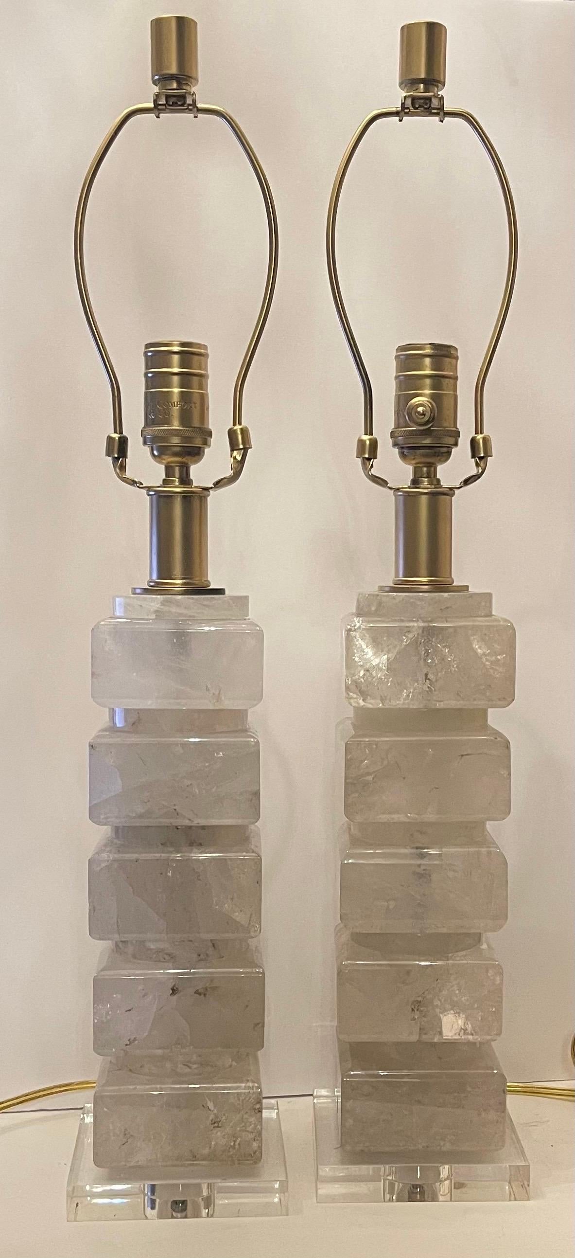 Beautiful Pair Mid Century Modern Transitional Block Rock Crystal Column Lamps For Sale 1