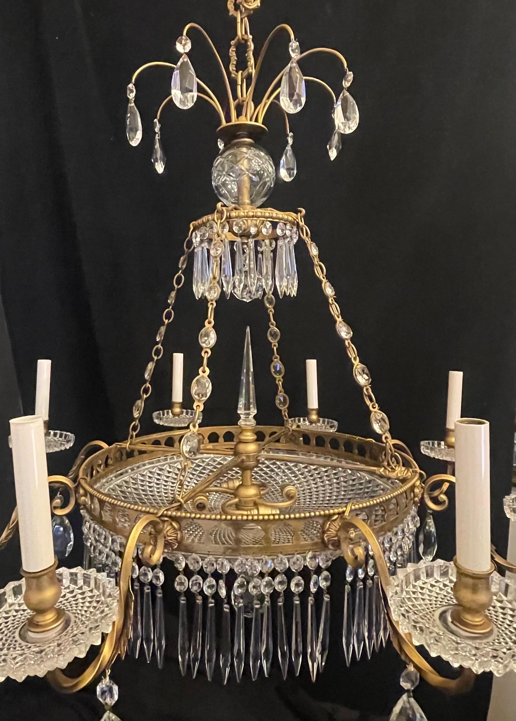 Francese Splendido lampadario neoclassico a 12 luci in bronzo francese Regency Empire in vendita