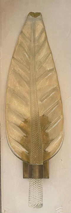 Wunderschönes Paar Barovier & Toso Murano Große Blätter aus mundgeblasenem Glas Messing Wandleuchter