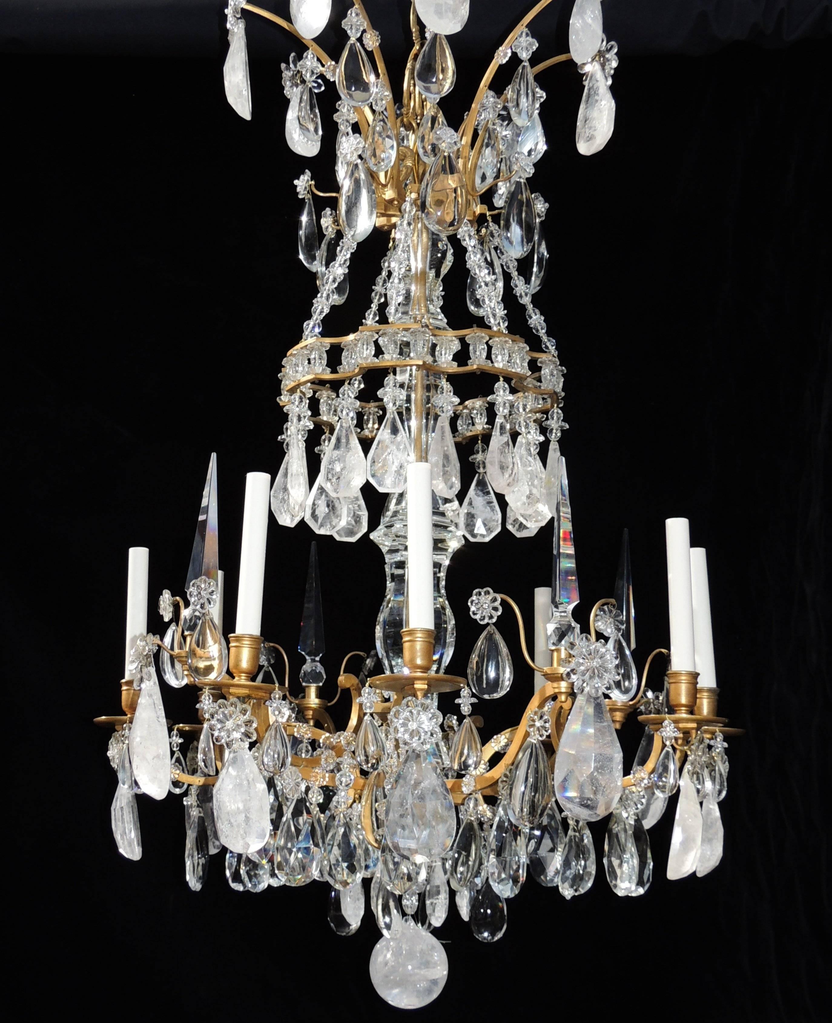 Magnifico lampadario francese Dore Bronze Rock Crystal Louis XVI Fine Gilt Huge Chandelier in vendita 1