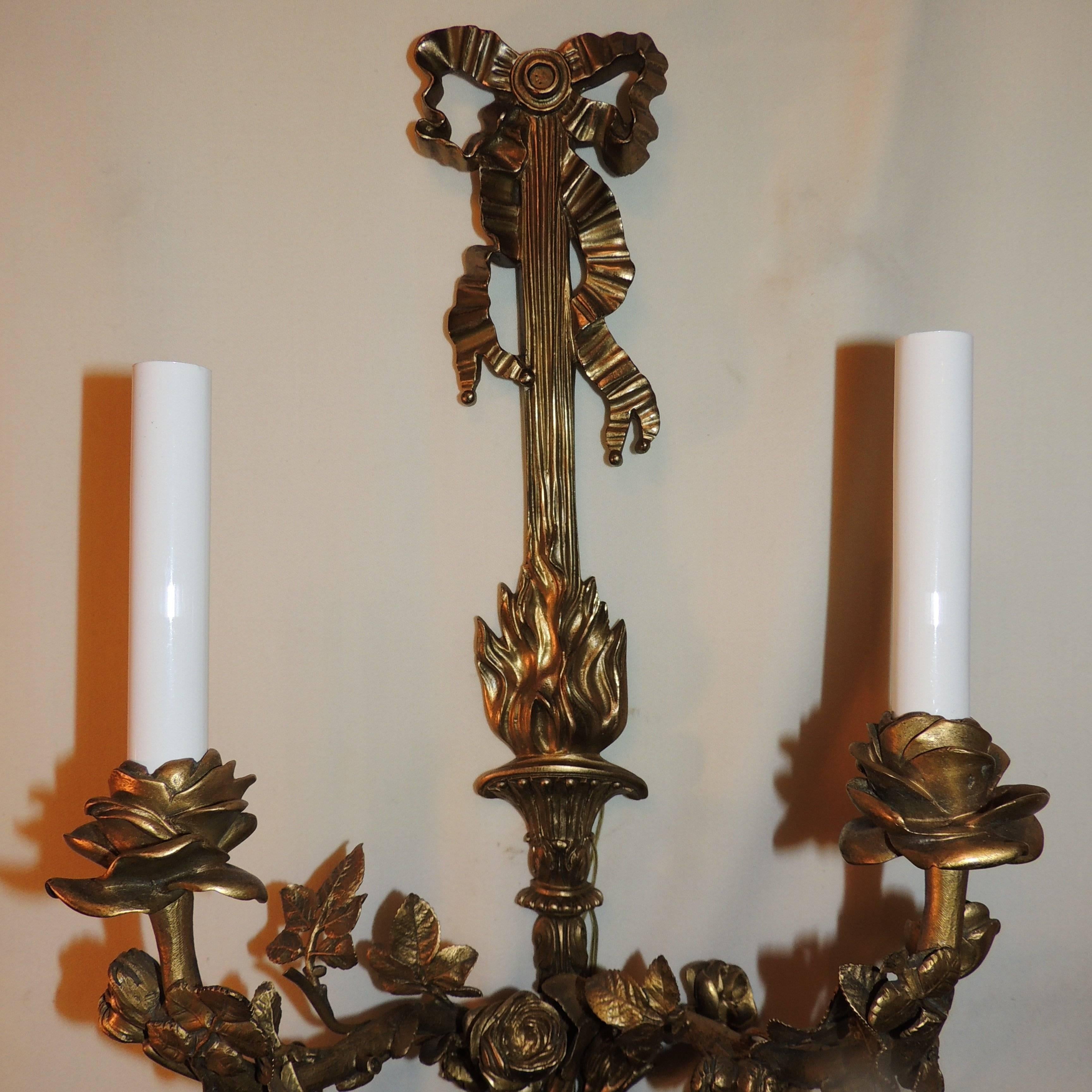 Belle Époque Wonderful French Pair of Gilt Bronze Two-Arm Bow Top Ribbon Sconces with Roses For Sale
