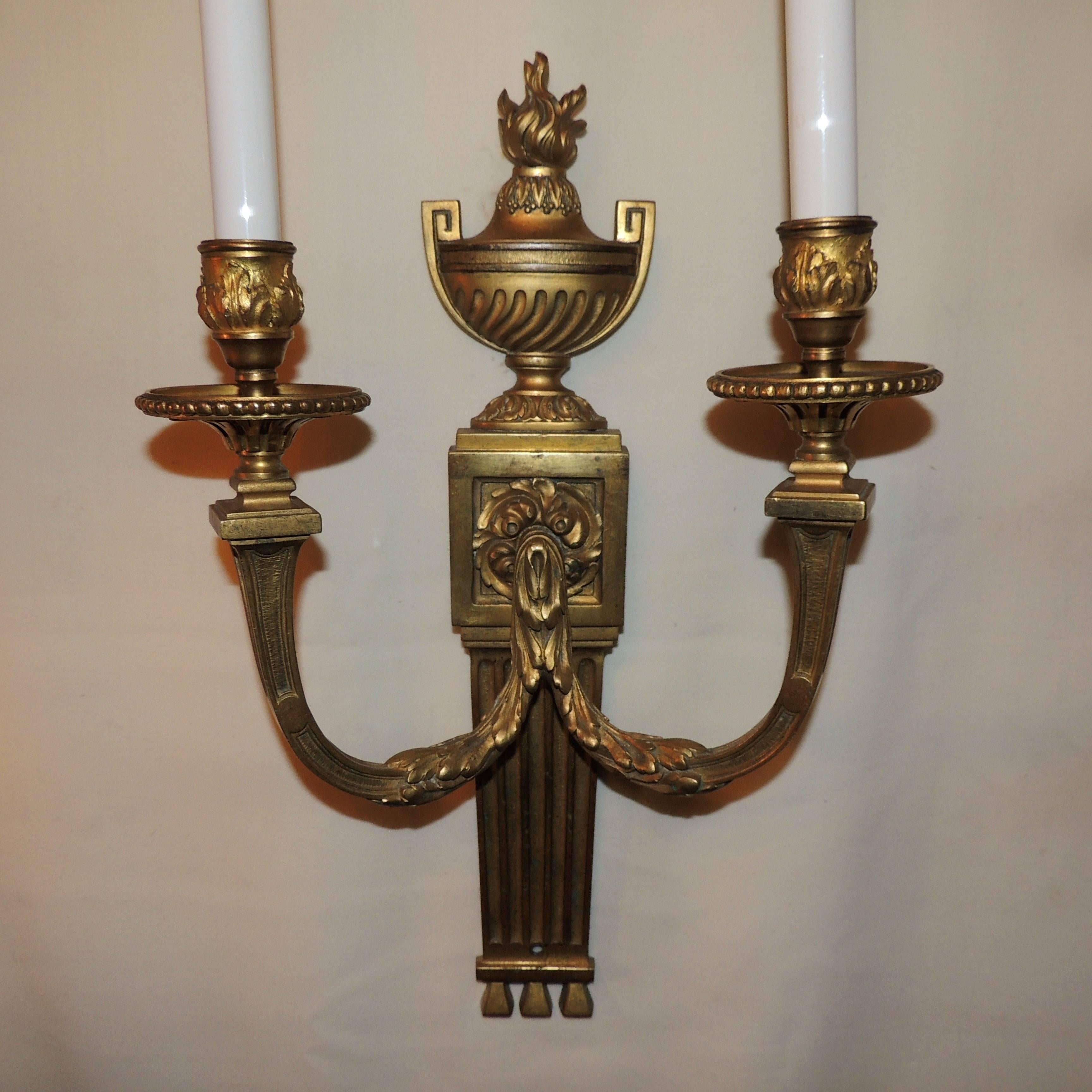 Elegant Neoclassical Pair of Caldwell Empire French Gilt Bronze Two-Arm Sconces In Good Condition In Roslyn, NY