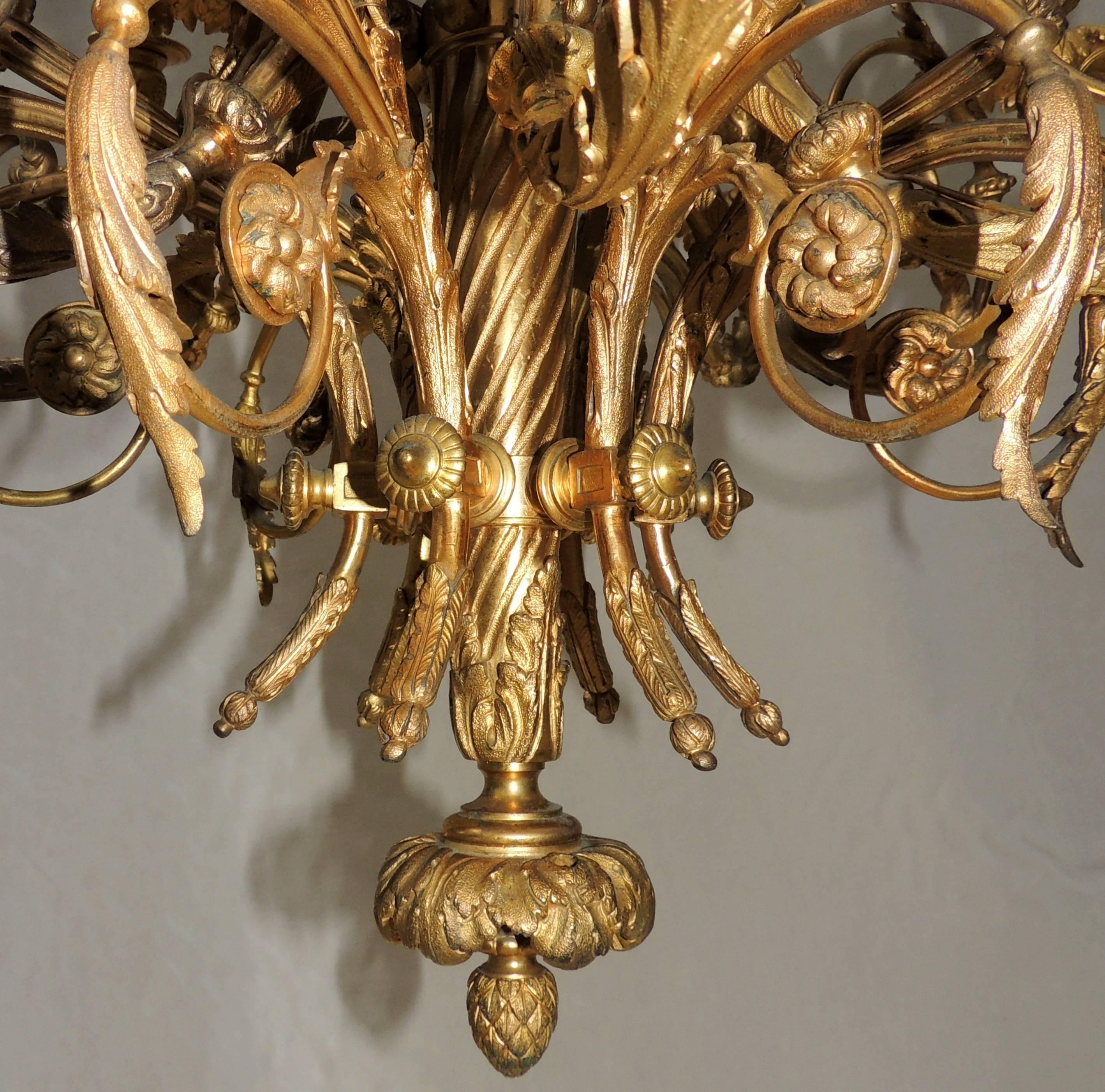 Fine 19th Century French Doré Bronze 18-Light Palatial Neoclassical Chandelier 5