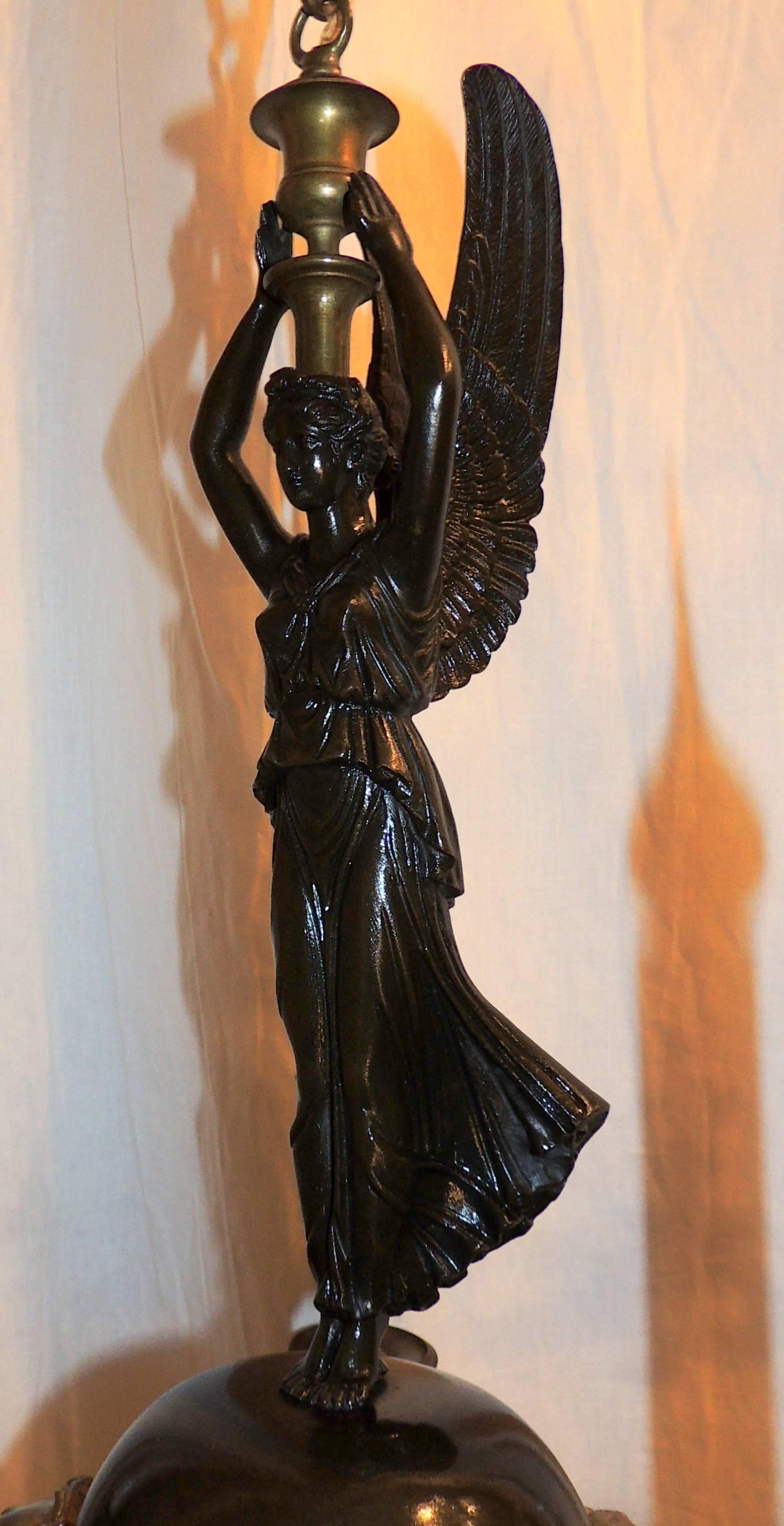 Französischer Empire-Kronleuchter, neoklassizistischer Dor-Bronze-Patina-Löwen-Figur, Skulptur im Angebot 3