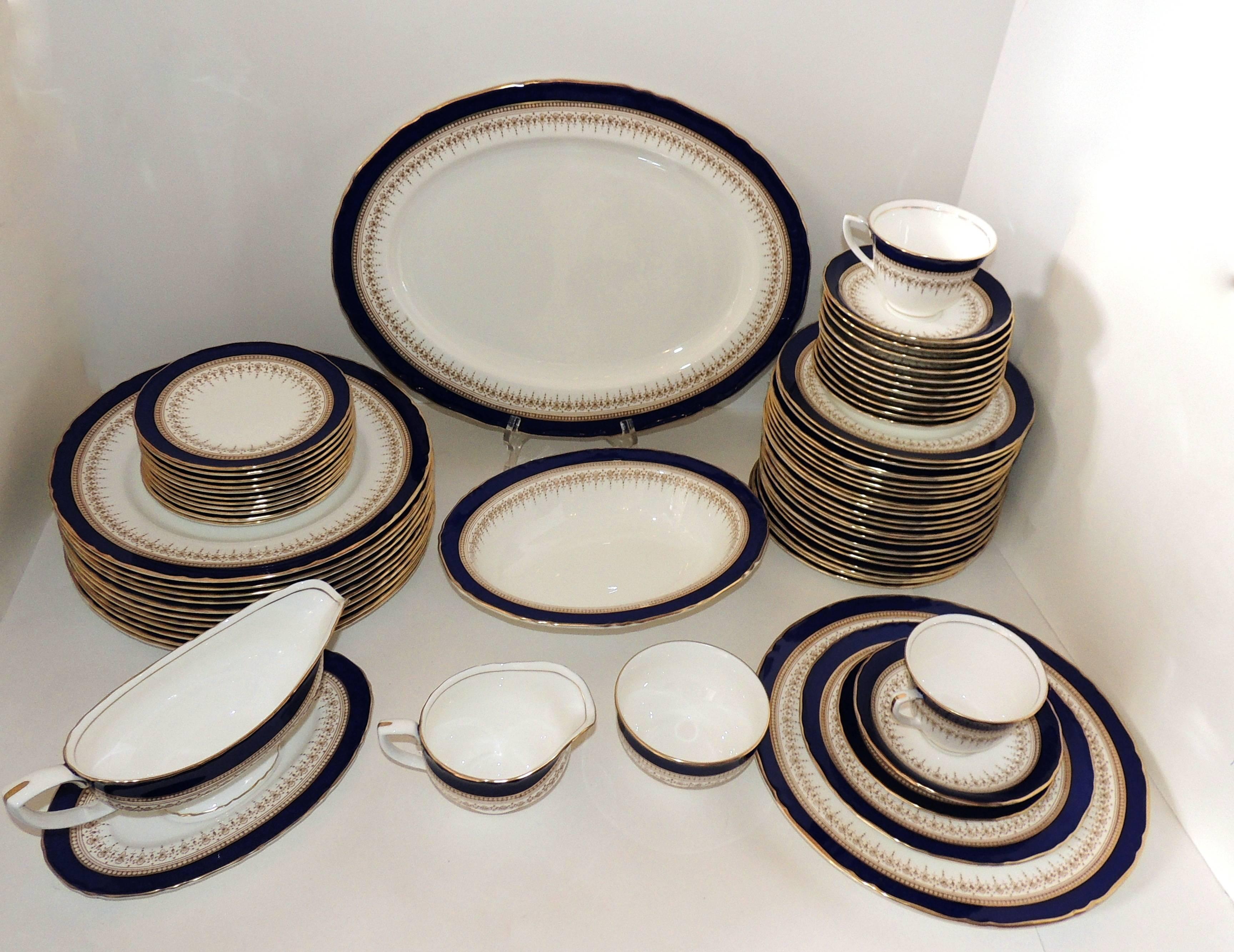 12er-Set Royal Worcester Fine Bone China in dem nicht mehr erhältlichen blauen Muster 