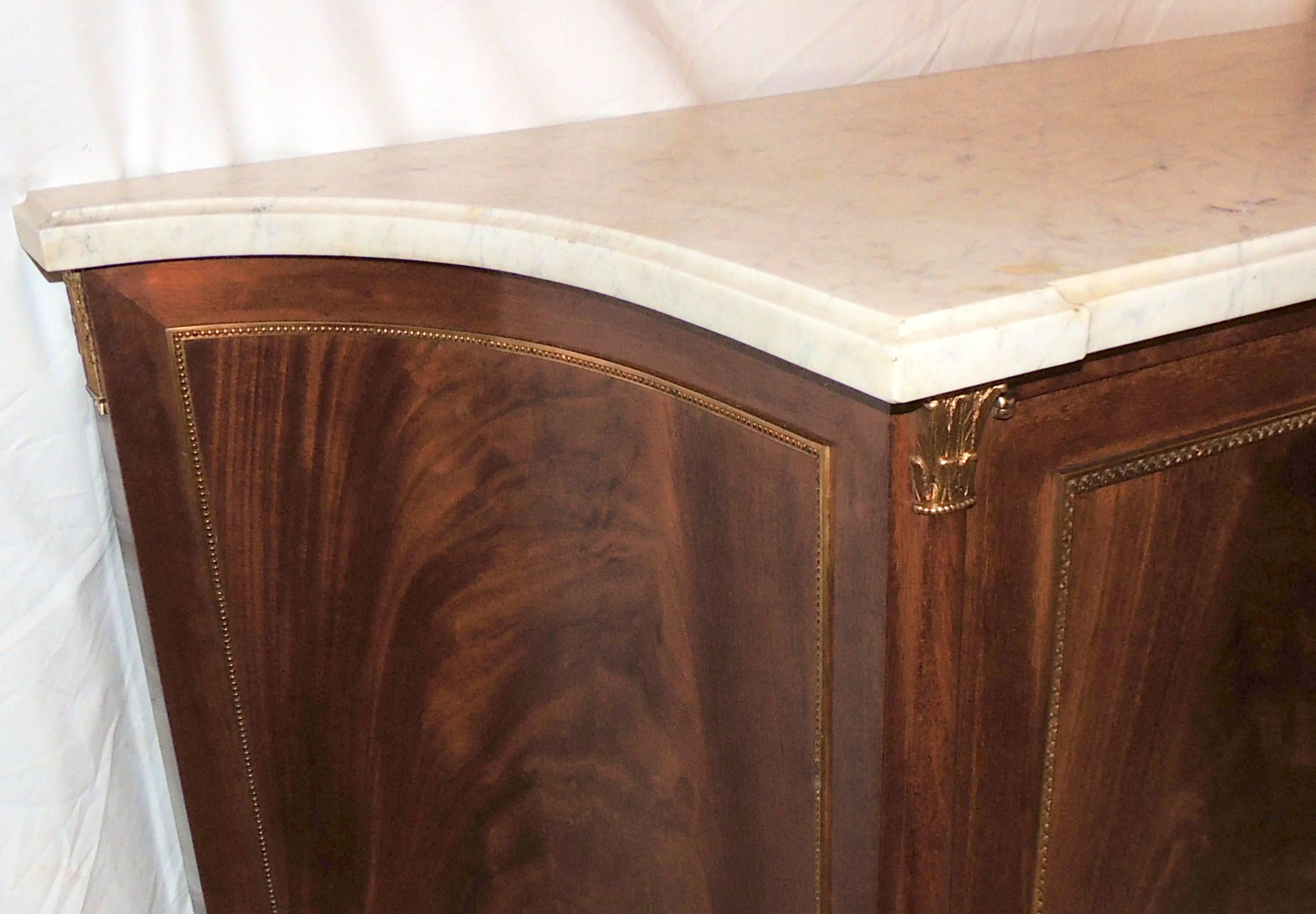 Wonderful French Maison Jansen Ormolu Bronze Marble Top Commode Chest Console In Good Condition In Roslyn, NY