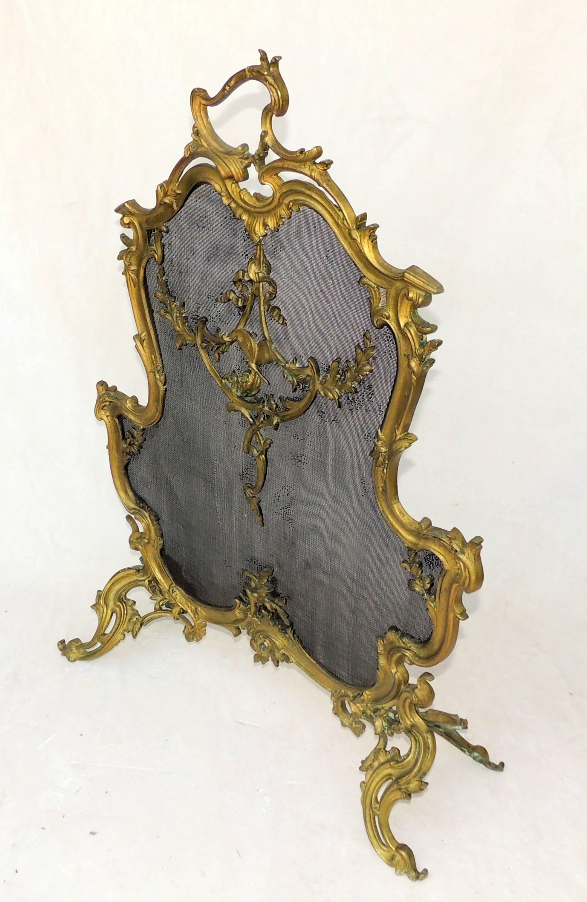 Wonderful French Bronze Fireplace Ormolu Fire Place Screen Butterfly Garland For Sale 1