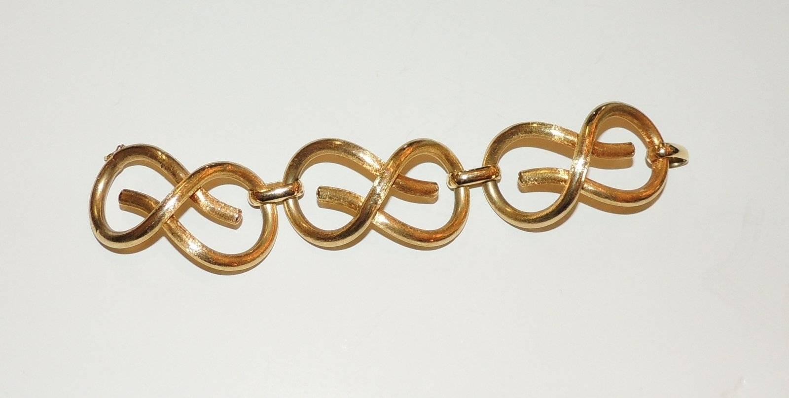 Cool Elegant Mid-Century Modern Deco 18-Karat Gold Large Link Bracelet 1