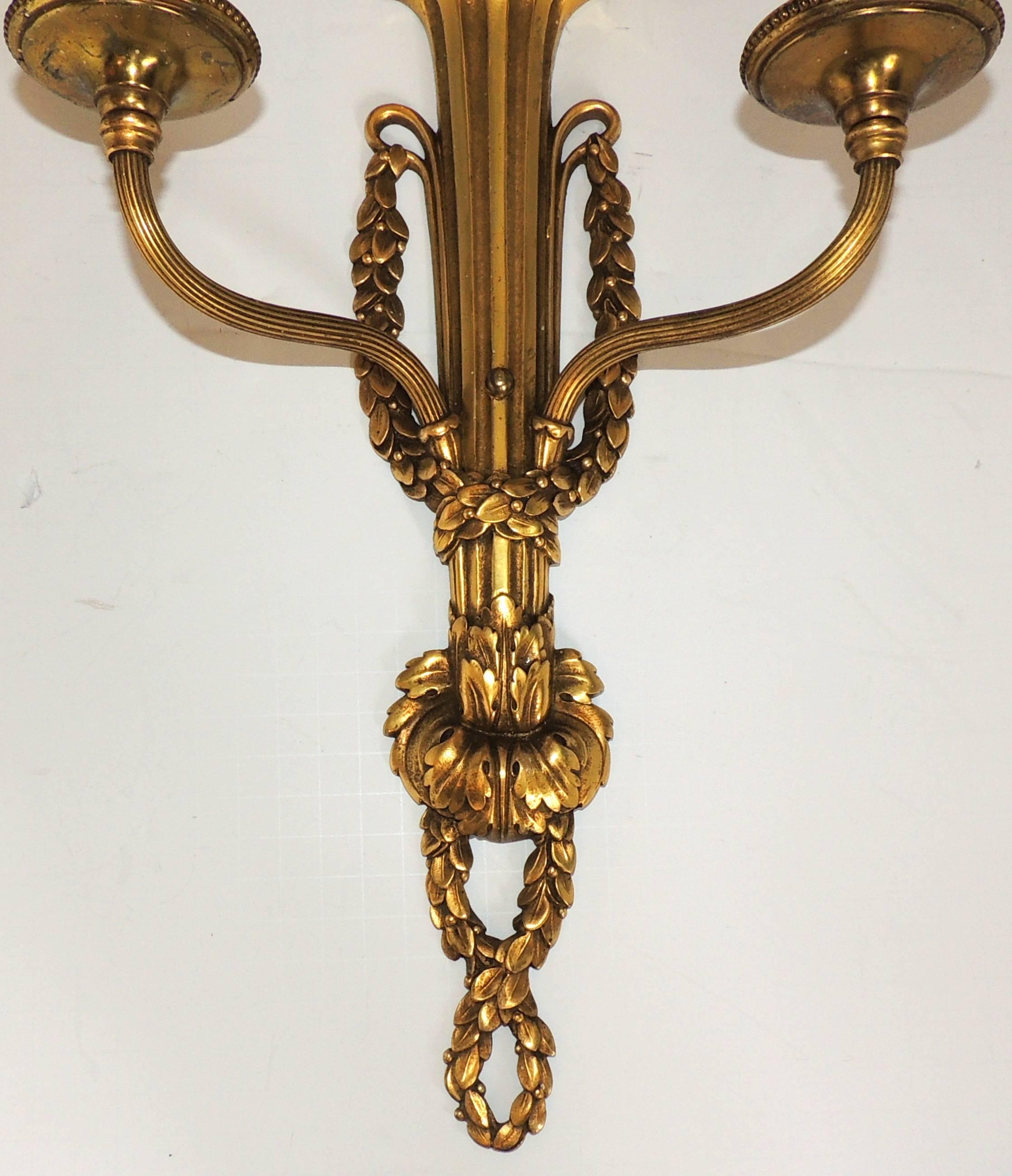 Wonderful Pair Caldwell Two-Arm Brass Bronze Wreath Neoclassical Regency Sconces In Good Condition For Sale In Roslyn, NY