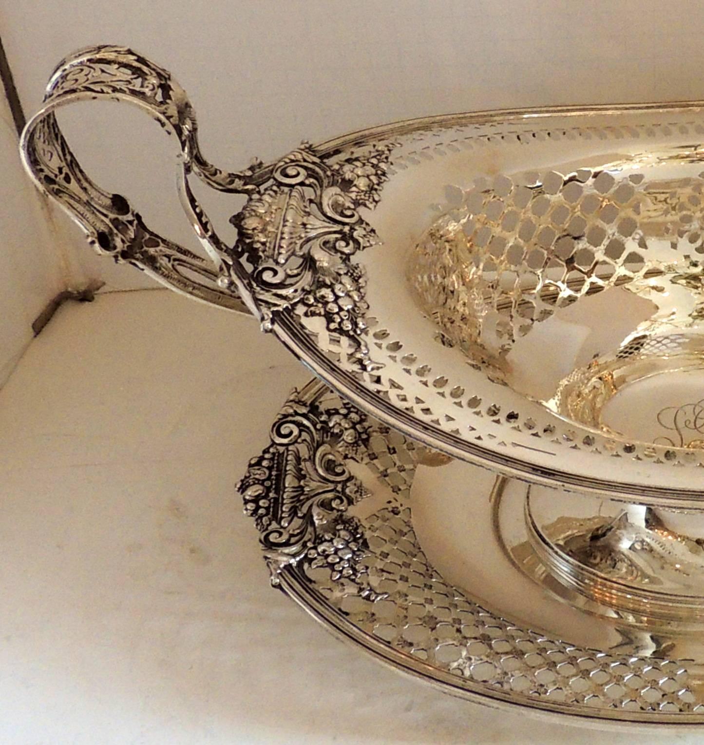 Regency Caldwell Sterling Silver Two-Piece Centerpiece Pierced Handle Bowl & under Tray