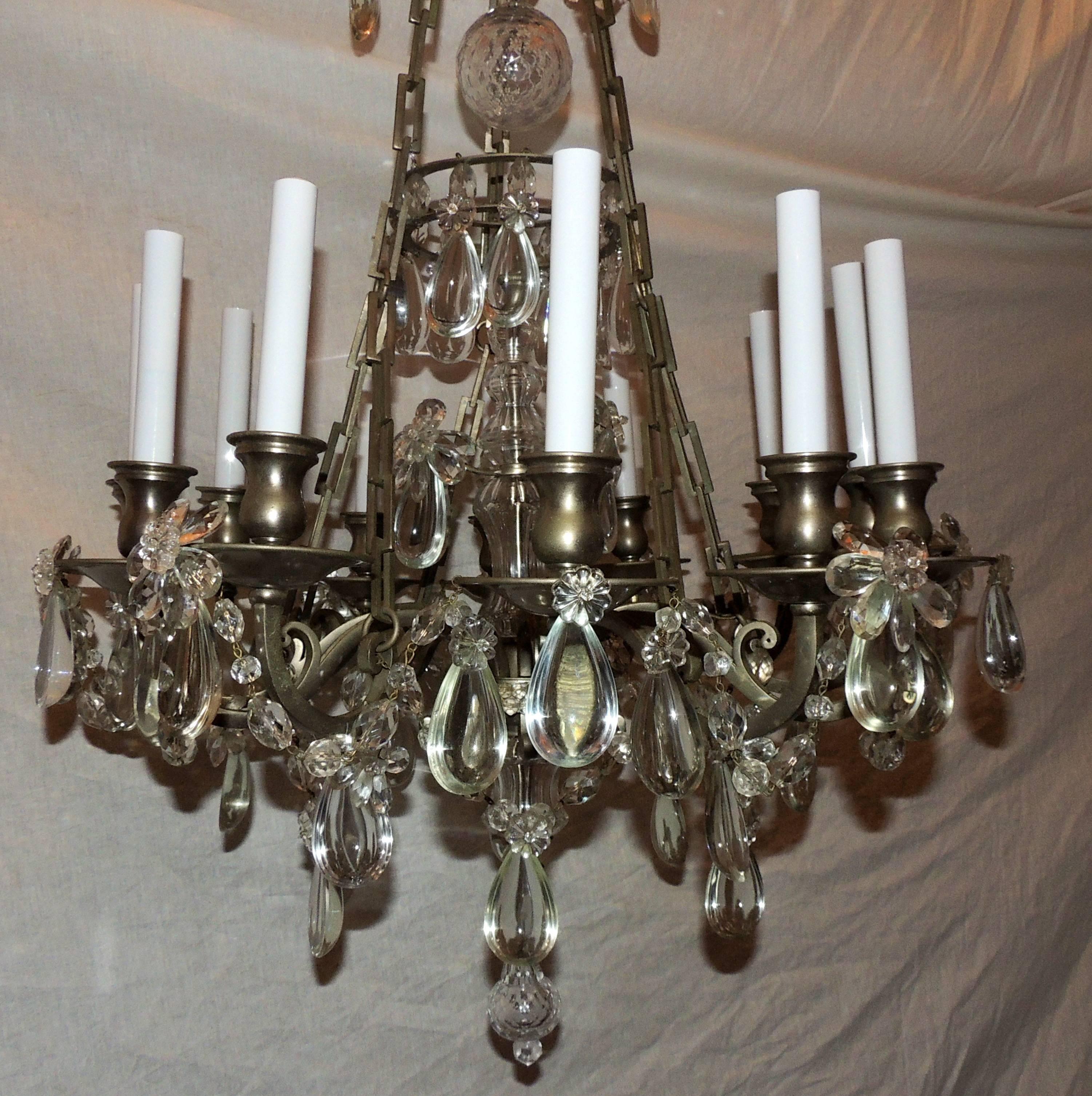 French Louis XVI Brushed Silvered Bronze Crystal Beaded Neoclassical Chandelier In Good Condition For Sale In Roslyn, NY