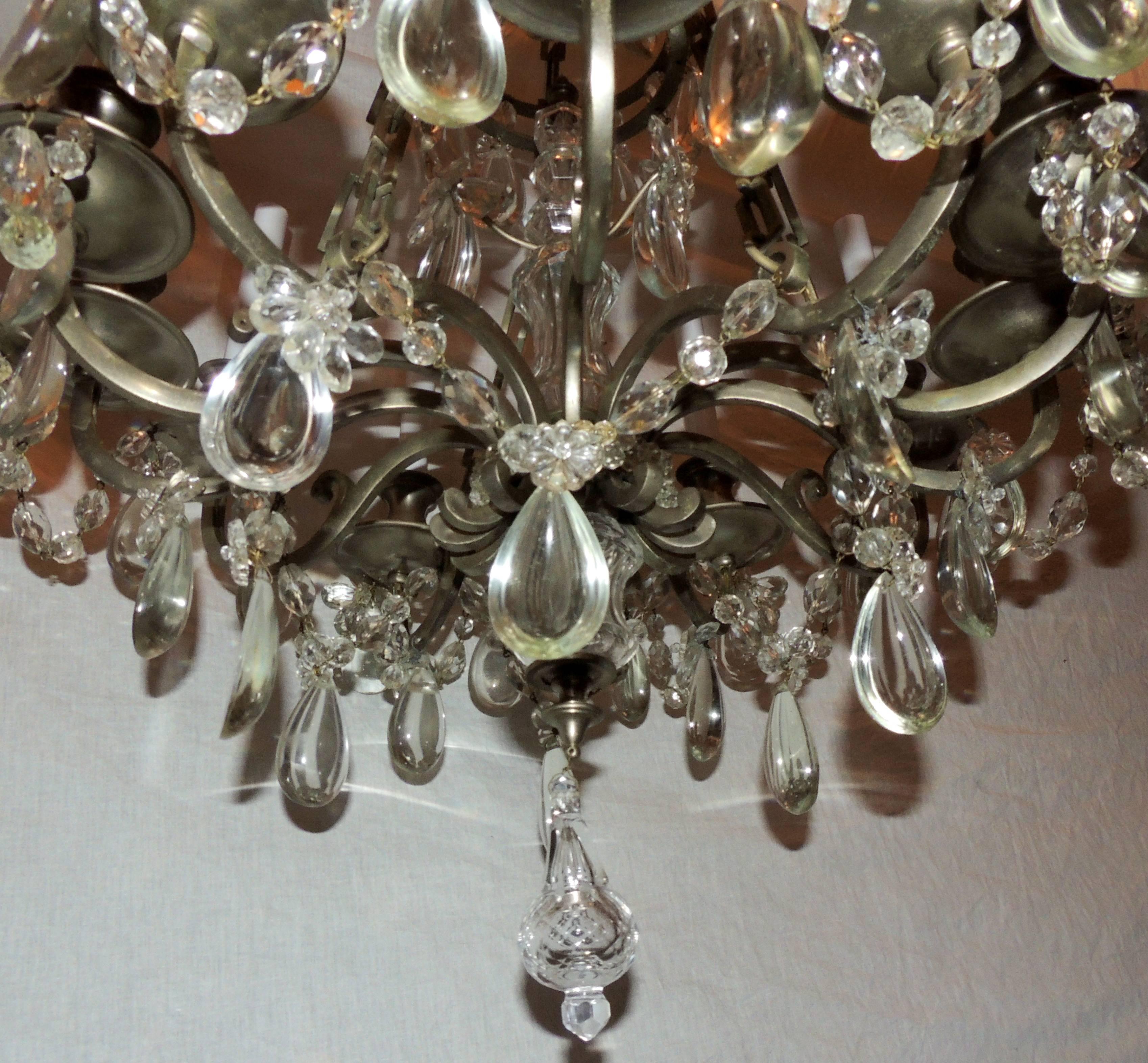 Early 20th Century French Louis XVI Brushed Silvered Bronze Crystal Beaded Neoclassical Chandelier For Sale