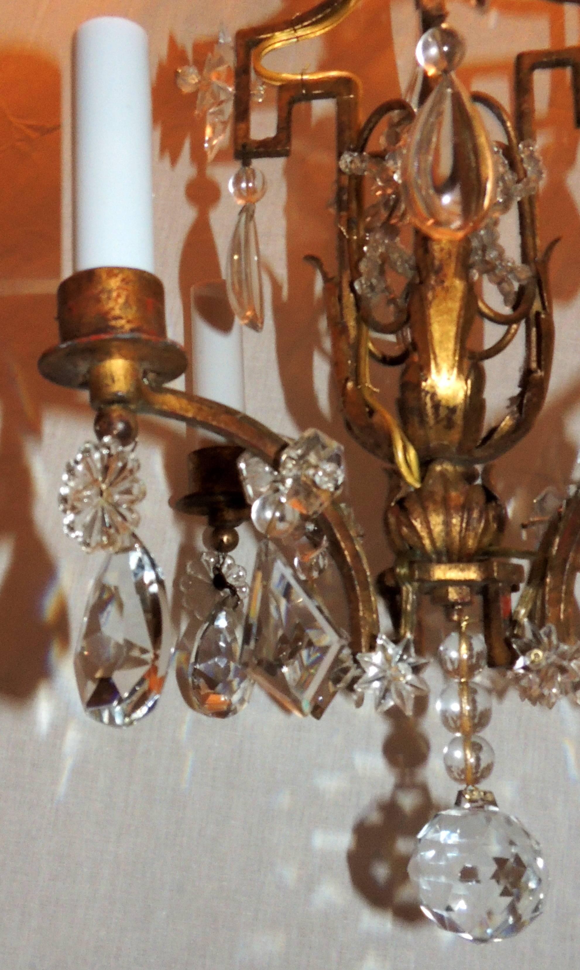 Wonderful Bagues French Gilt Crystal Beaded Petite Chandelier Four-Light Fixture In Good Condition In Roslyn, NY