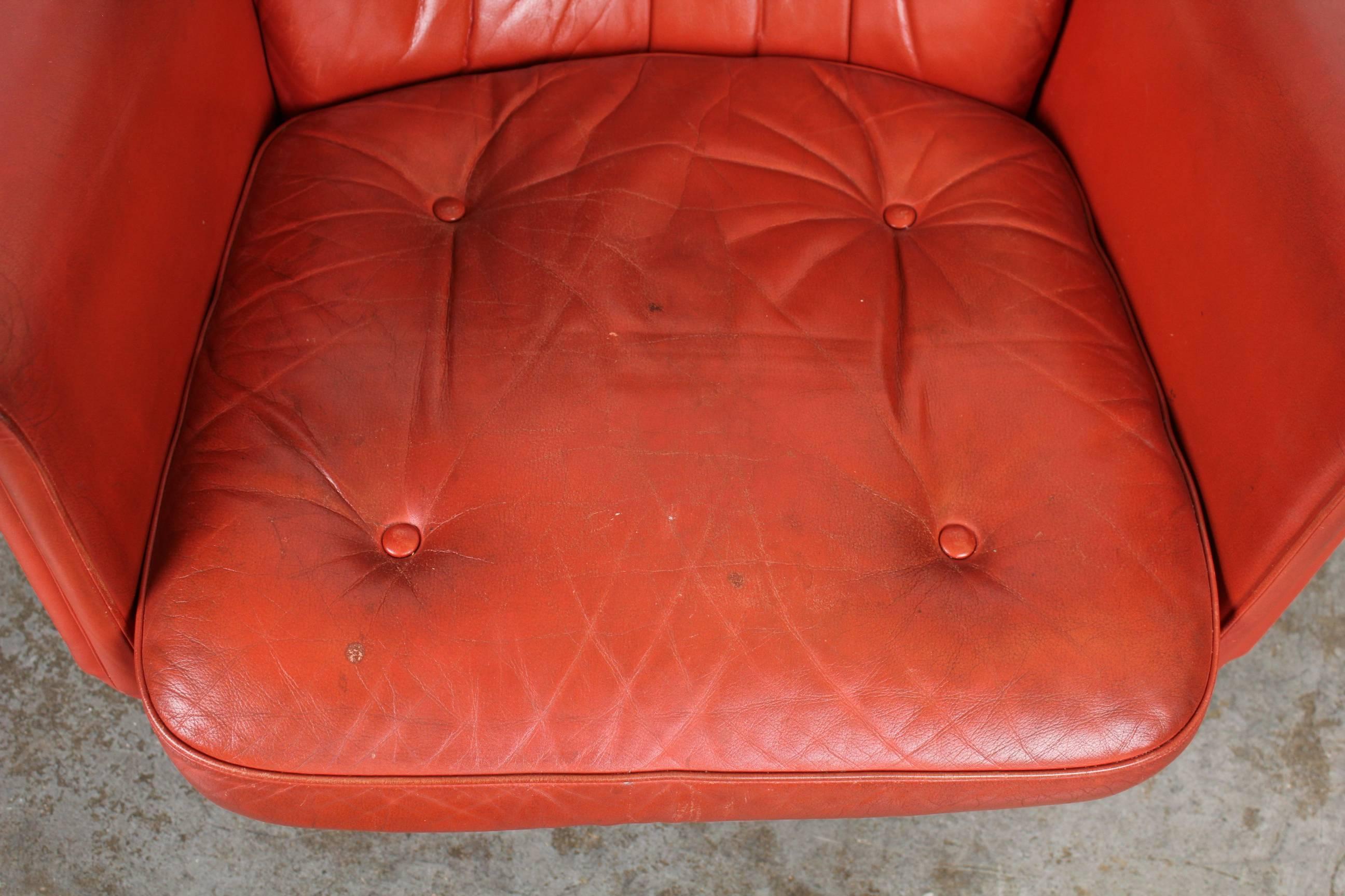 Mid-20th Century Mid-Century Modern Red Leather Swivel Chair