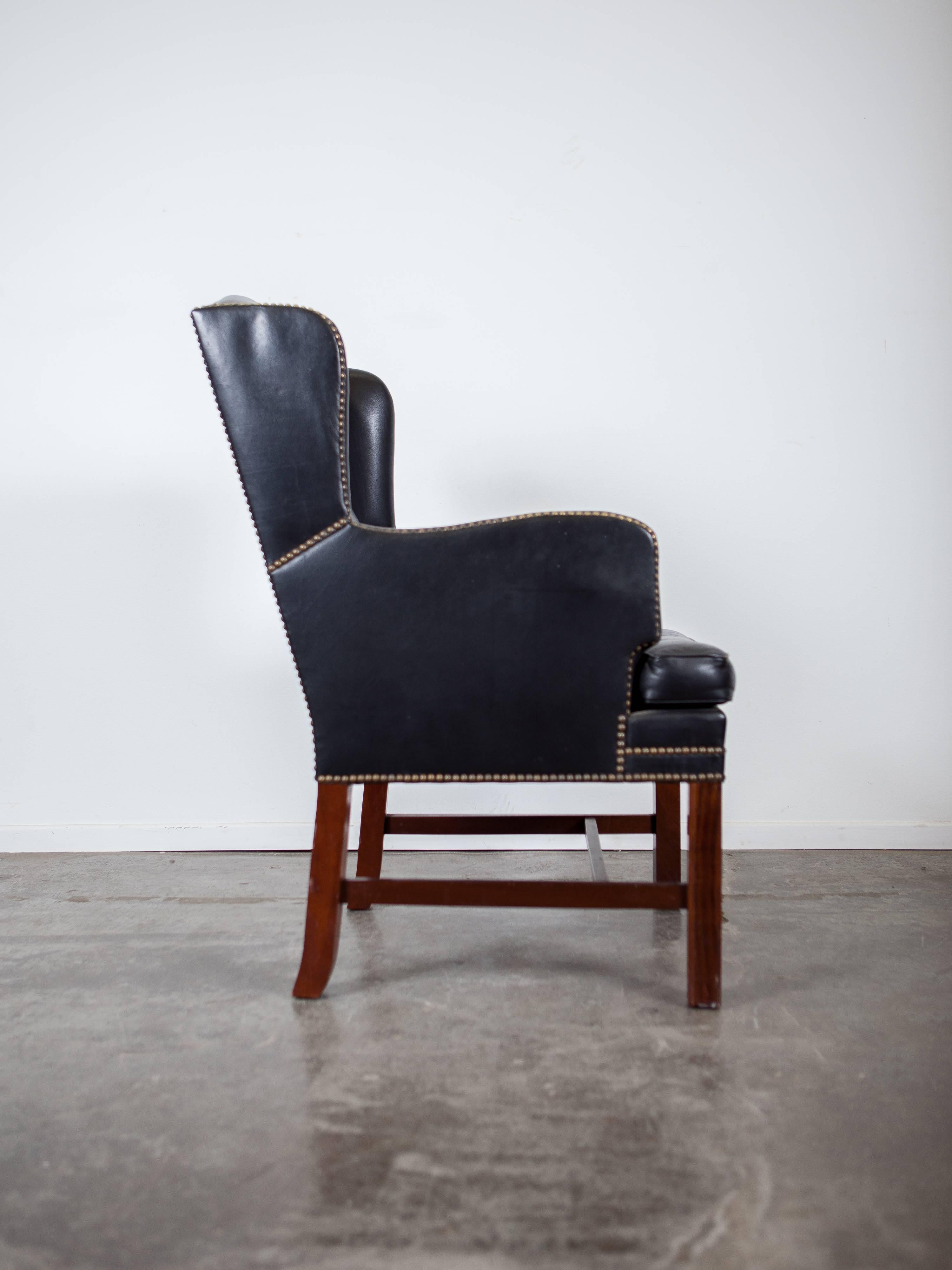 Mid-Century Modern Mid-Century Black Leather Lounge Chair