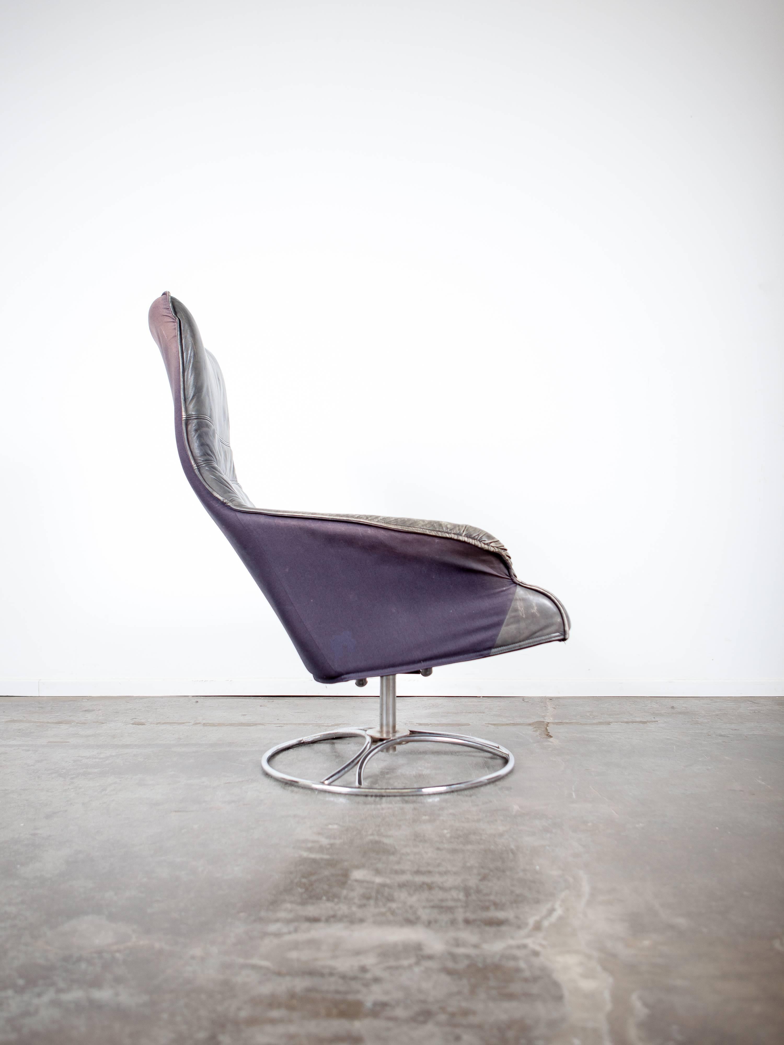 Swedish Mid-Century Lounge Chair with Chrome Swivel Base 1