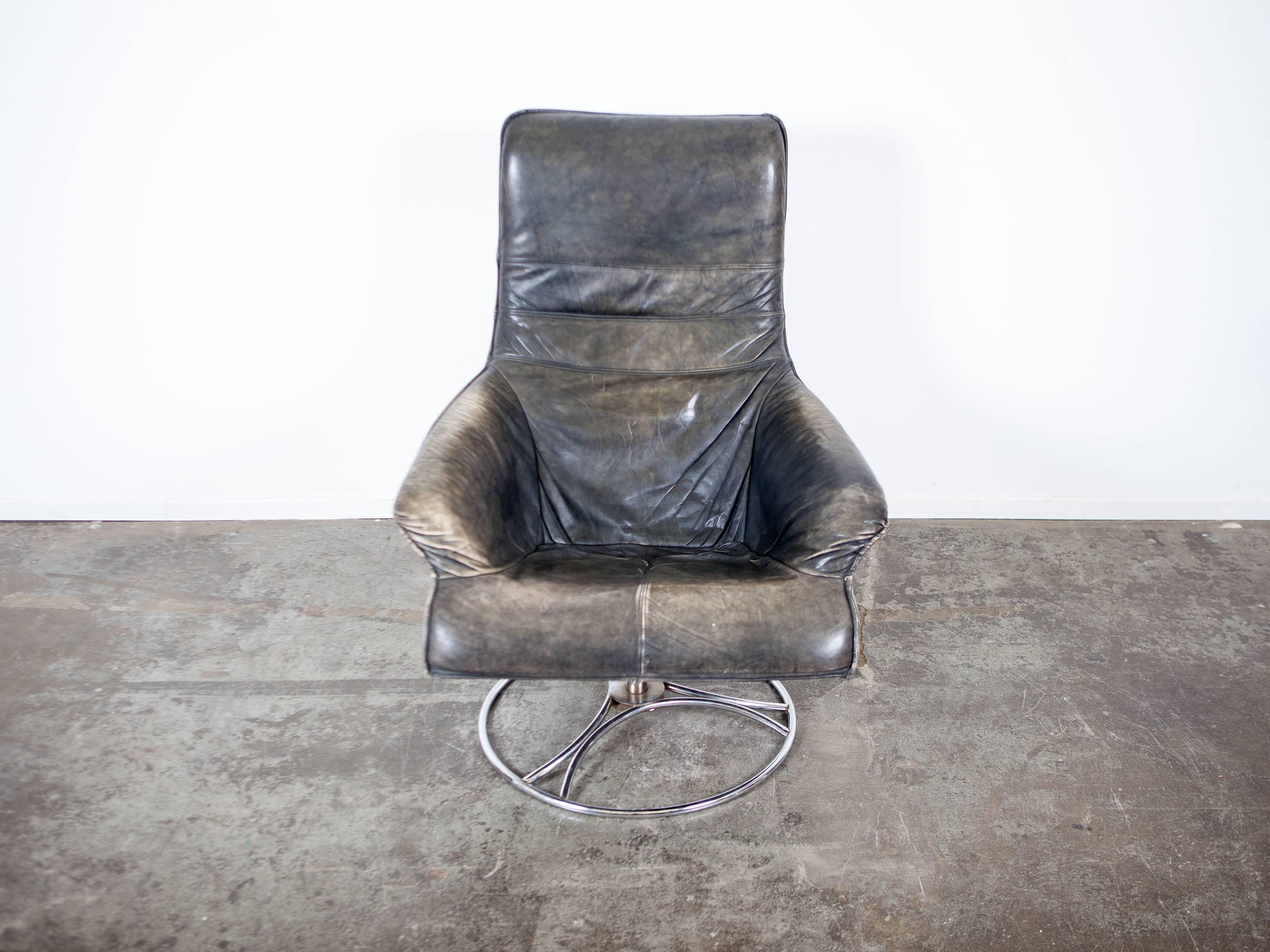 Swedish Mid-Century Lounge Chair with Chrome Swivel Base 5