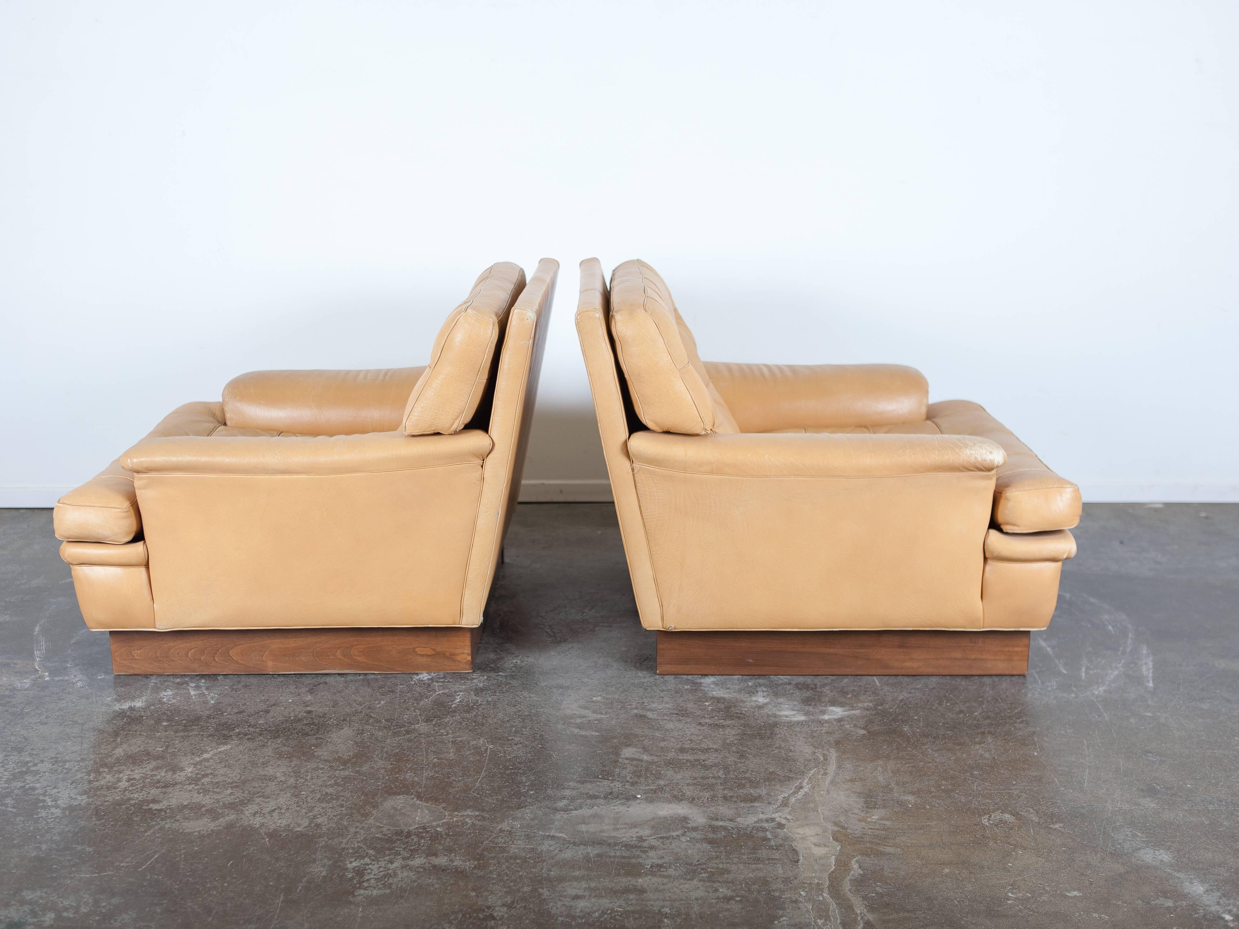 Mid-20th Century 'Merkur' Tan Leather Lounge Chairs by Arne Norell