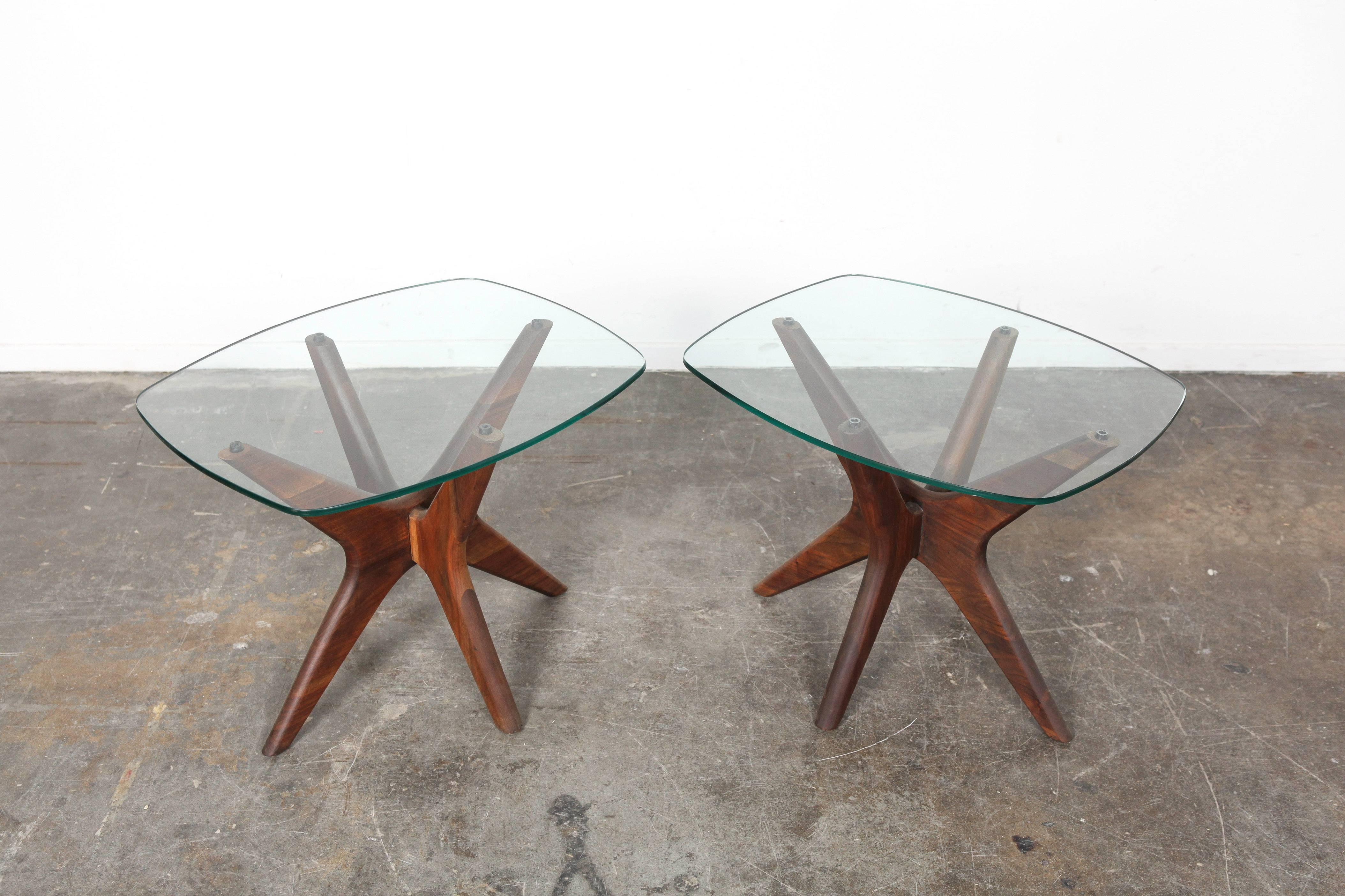 Mid-Century Modern Pair of Mid-Century Walnut End Tables by Adrian Pearsall for Craft Associates