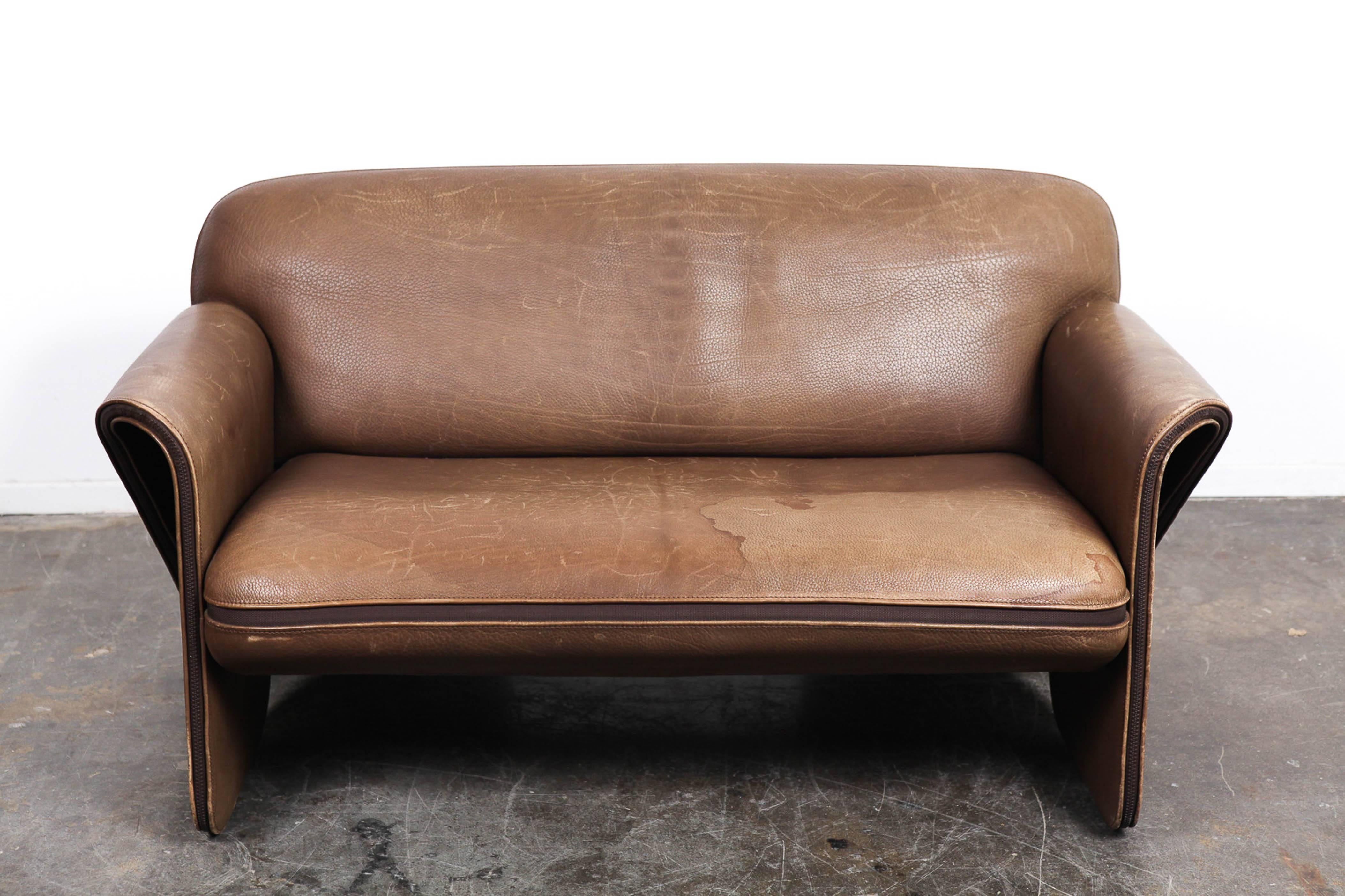 Pair of Leather Sofas, De Sede of Switzerland, Model 125 by Gerd Lange in 1978 1