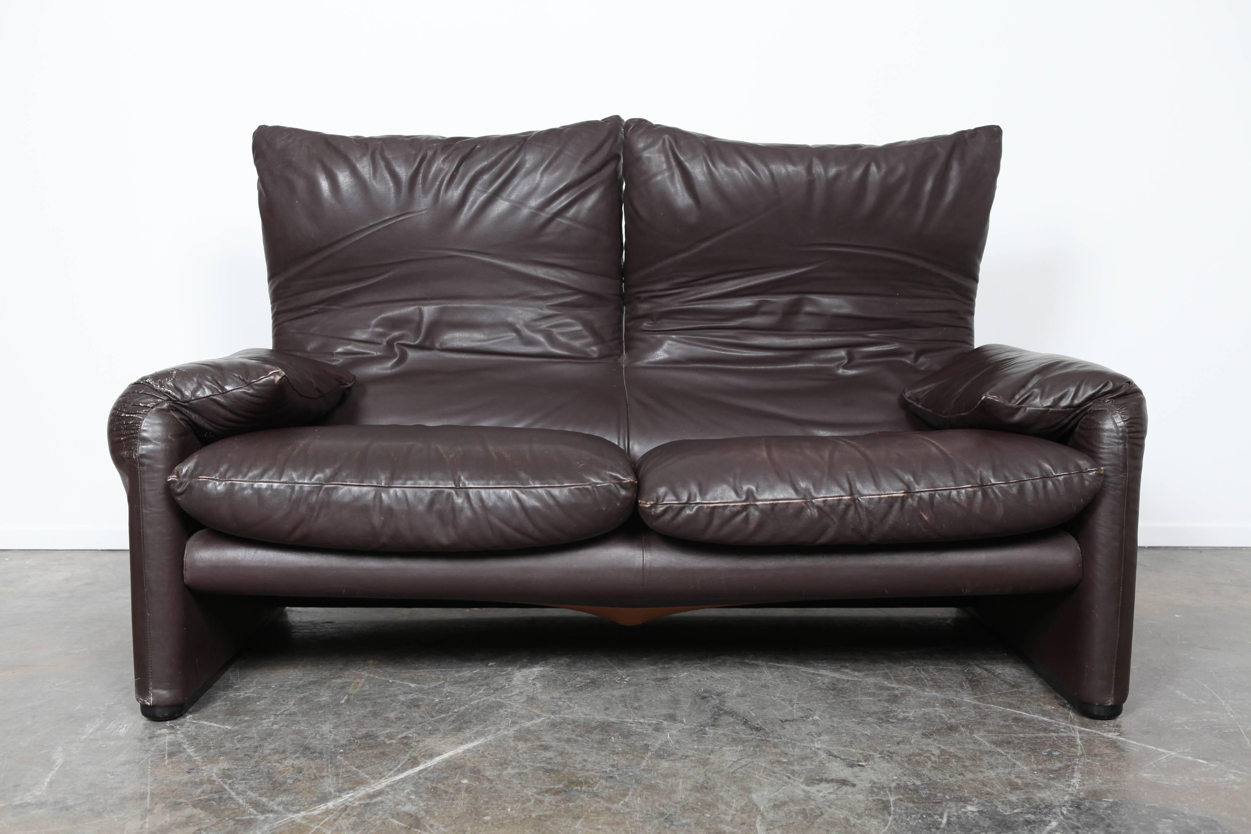 Espresso brown leather two-seat 