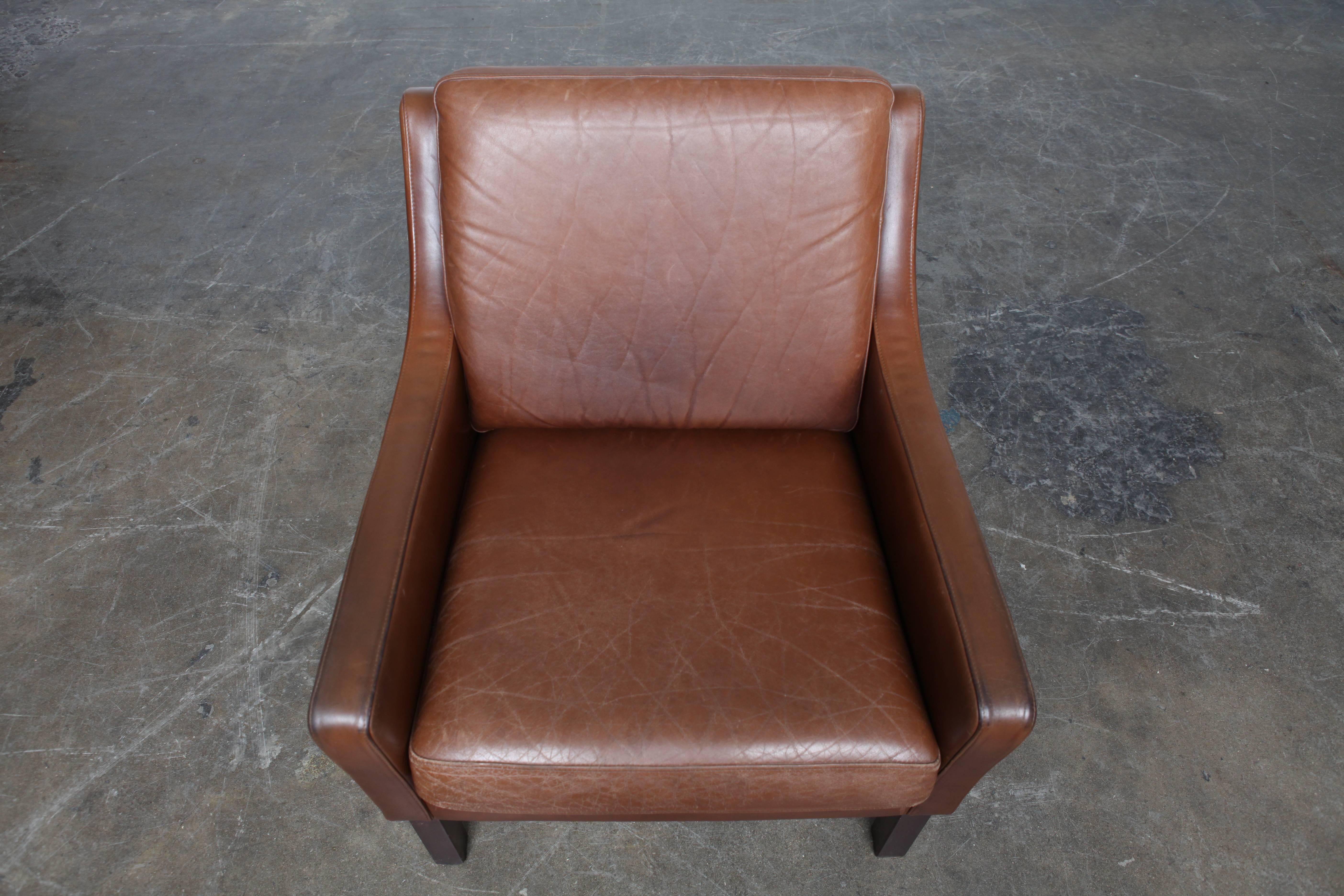 Mid-20th Century Pair of Mid-Century Modern Swedish Brown Leather Lounge Chairs