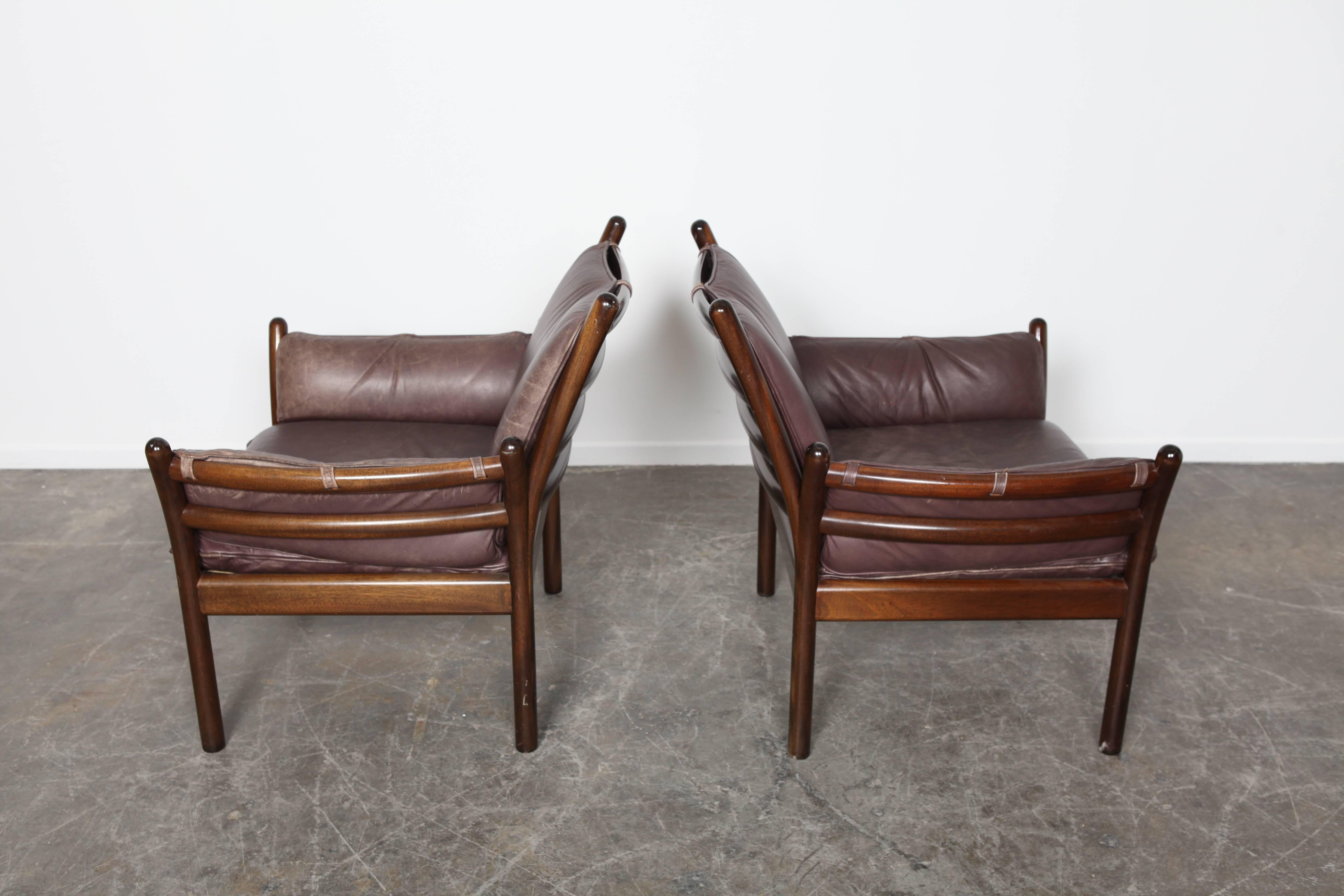 Pair of Mid-Century Modern Leather Lounge Chairs by Illum Wikkelsø 2