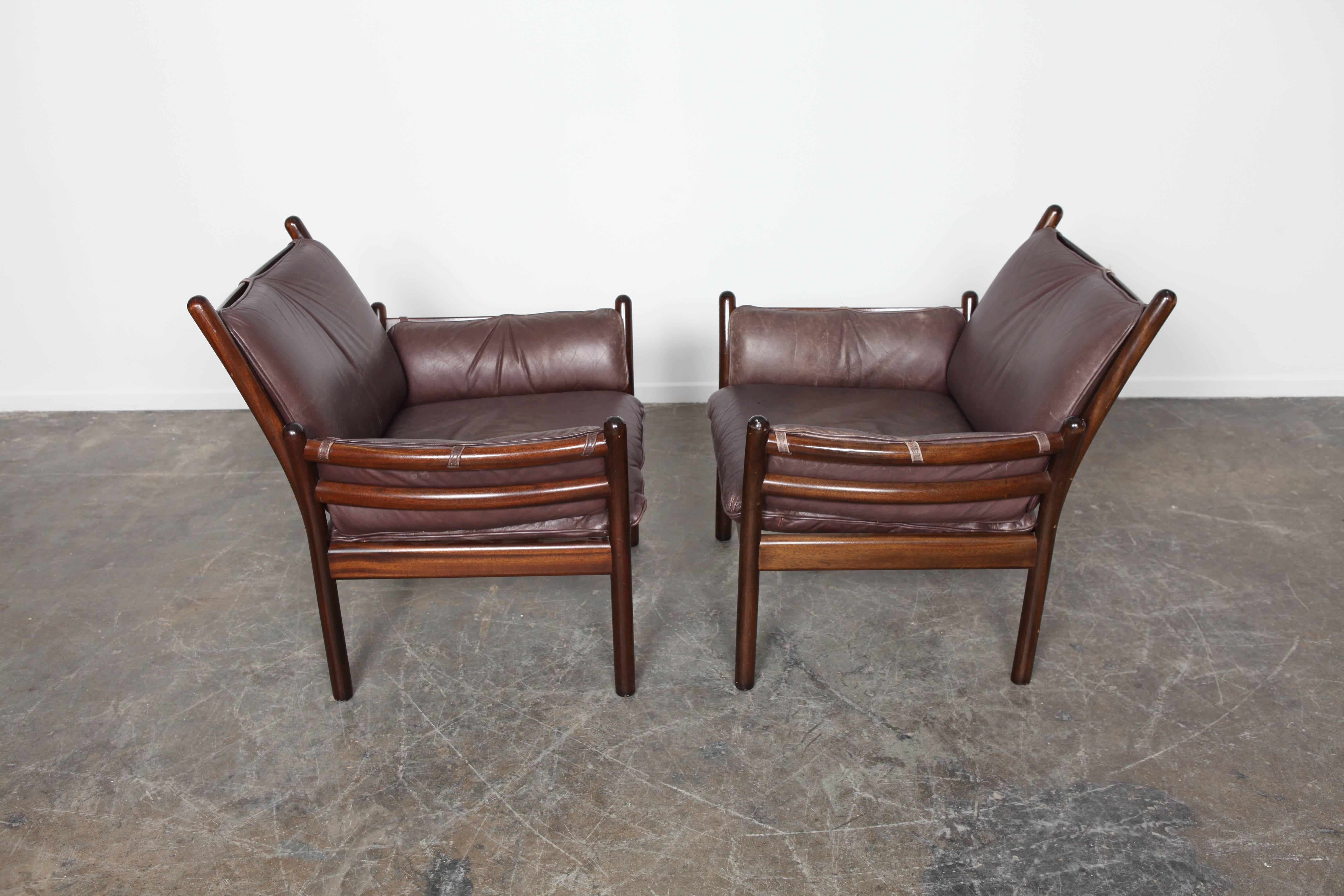 Mid-20th Century Pair of Mid-Century Modern Leather Lounge Chairs by Illum Wikkelsø