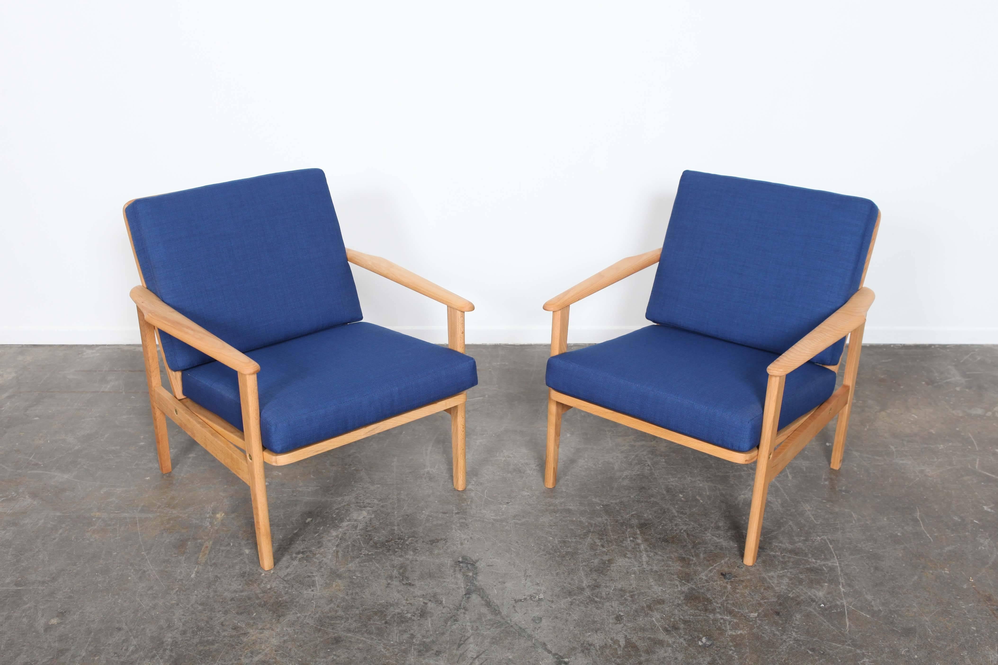 English Pair of Mid-Century Modern Low Back Wood Framed Lounge Chairs