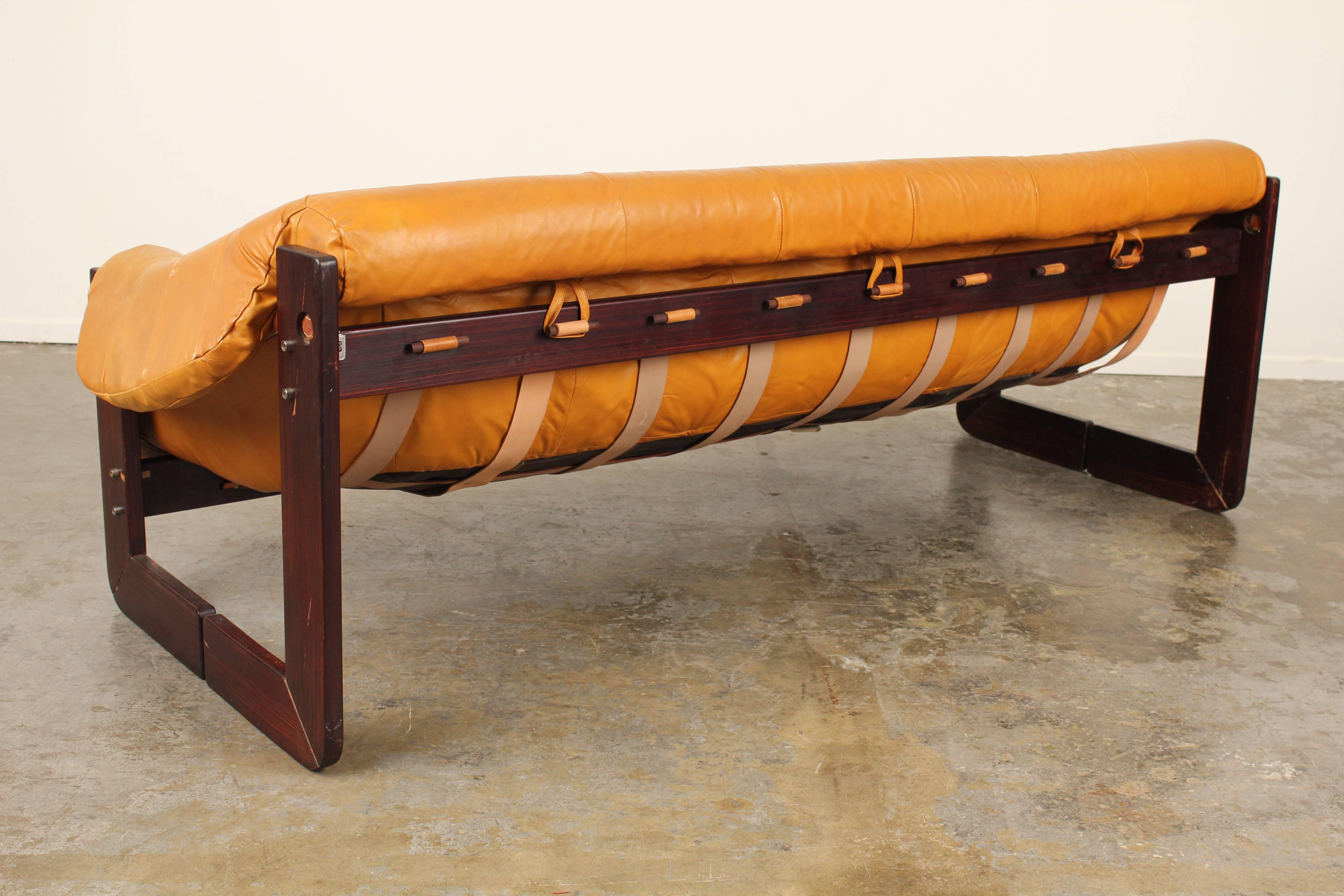 Brazilian Rosewood and Leather Sofa by Percival Lafer 1