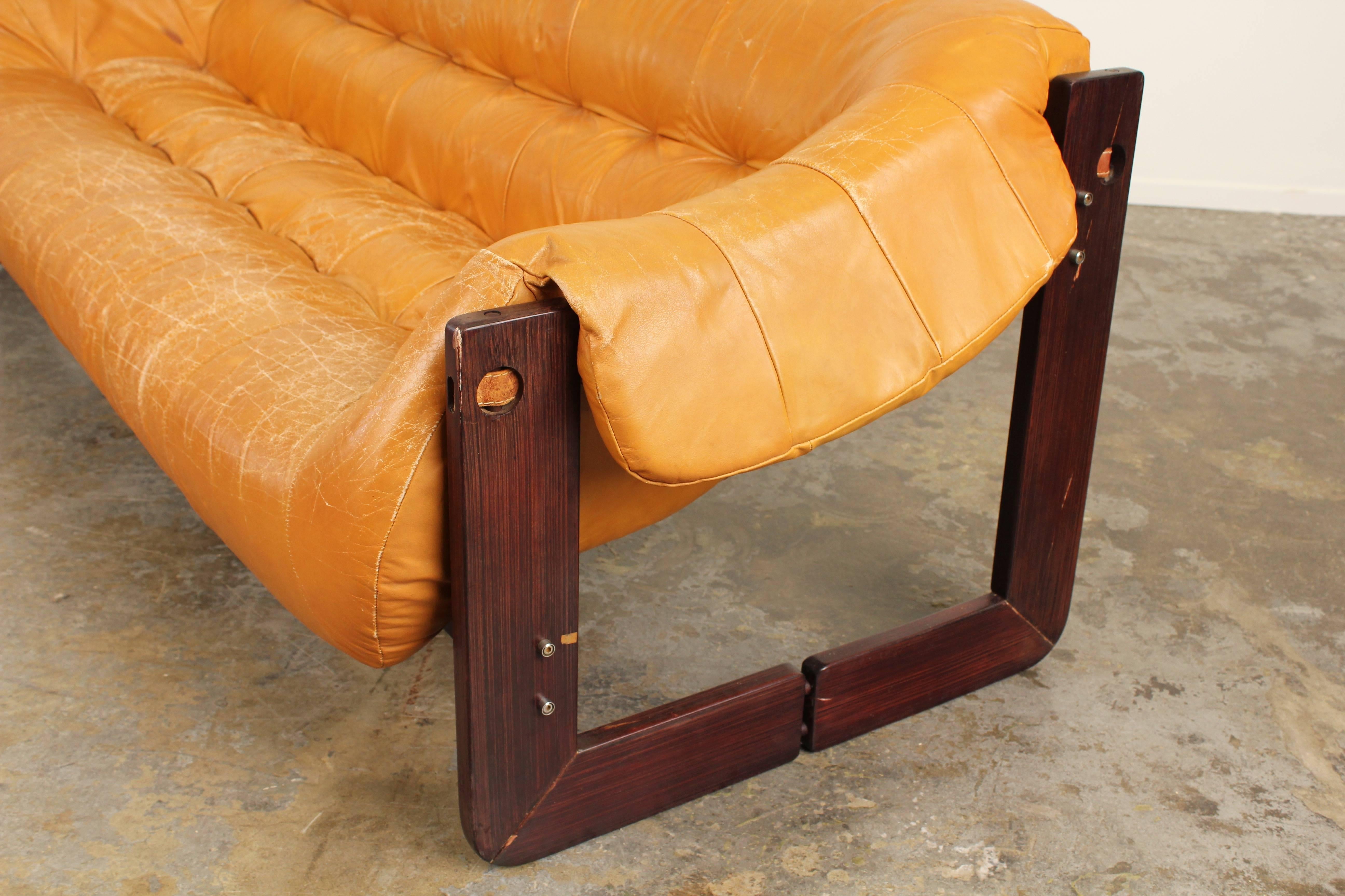 Brazilian Rosewood and Leather Sofa by Percival Lafer 3