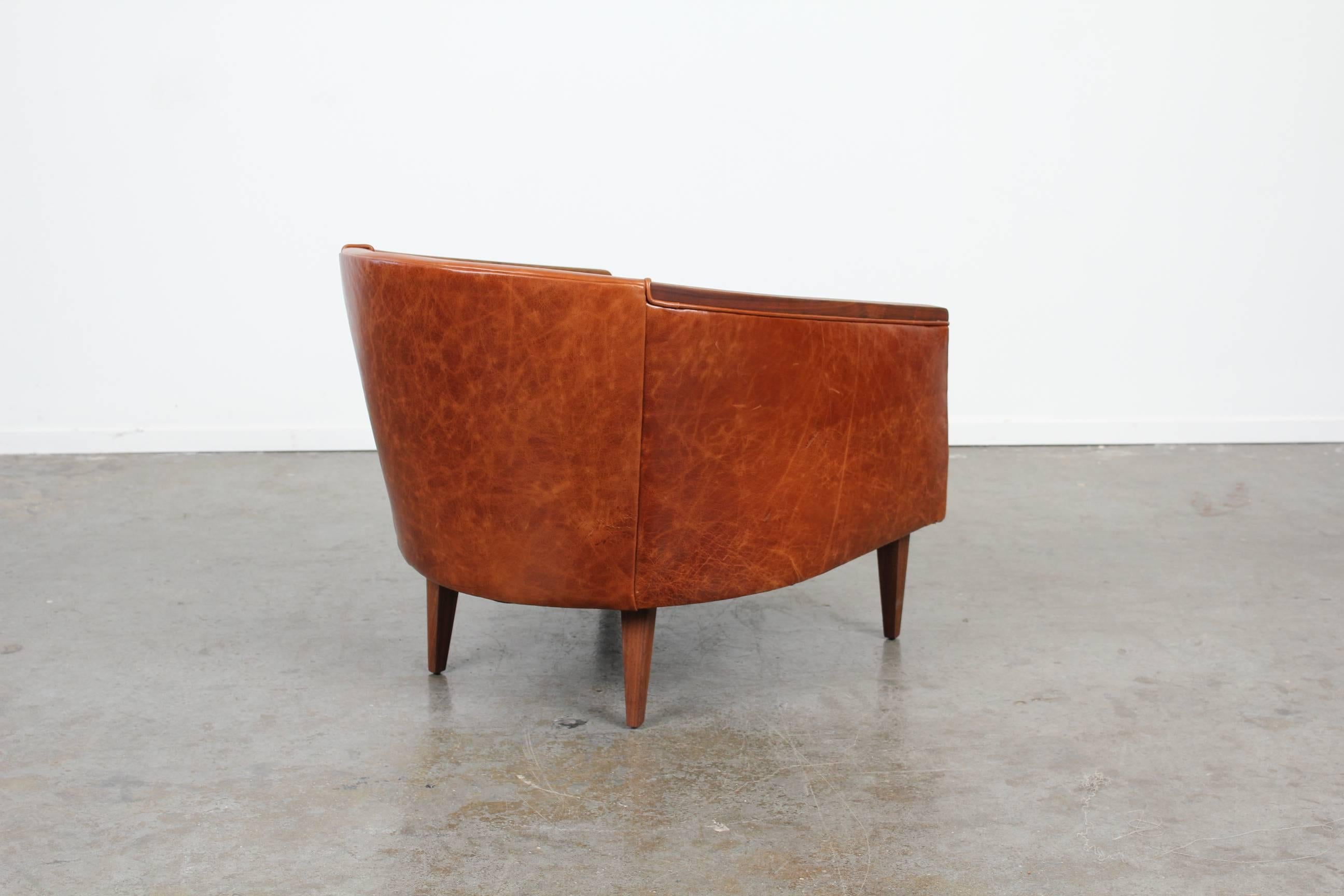 Pair of Midcentury Leather Barrel Back Lounge Chairs In Excellent Condition In North Hollywood, CA