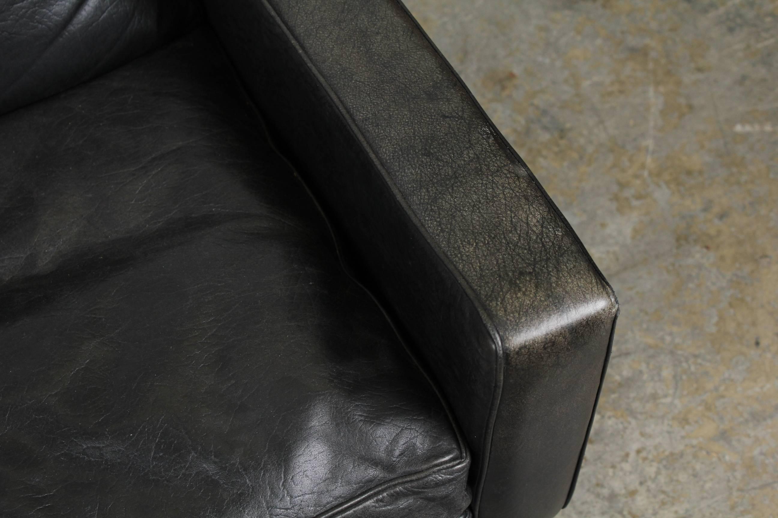 Mid-Century Modern Black Leather Sofa with Chrome Legs 1
