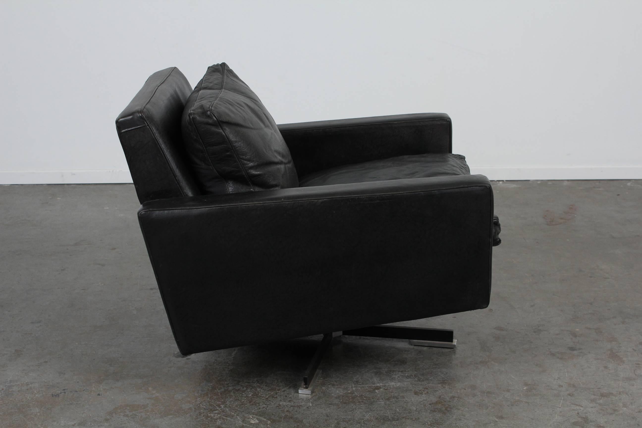 black leather swivel chairs