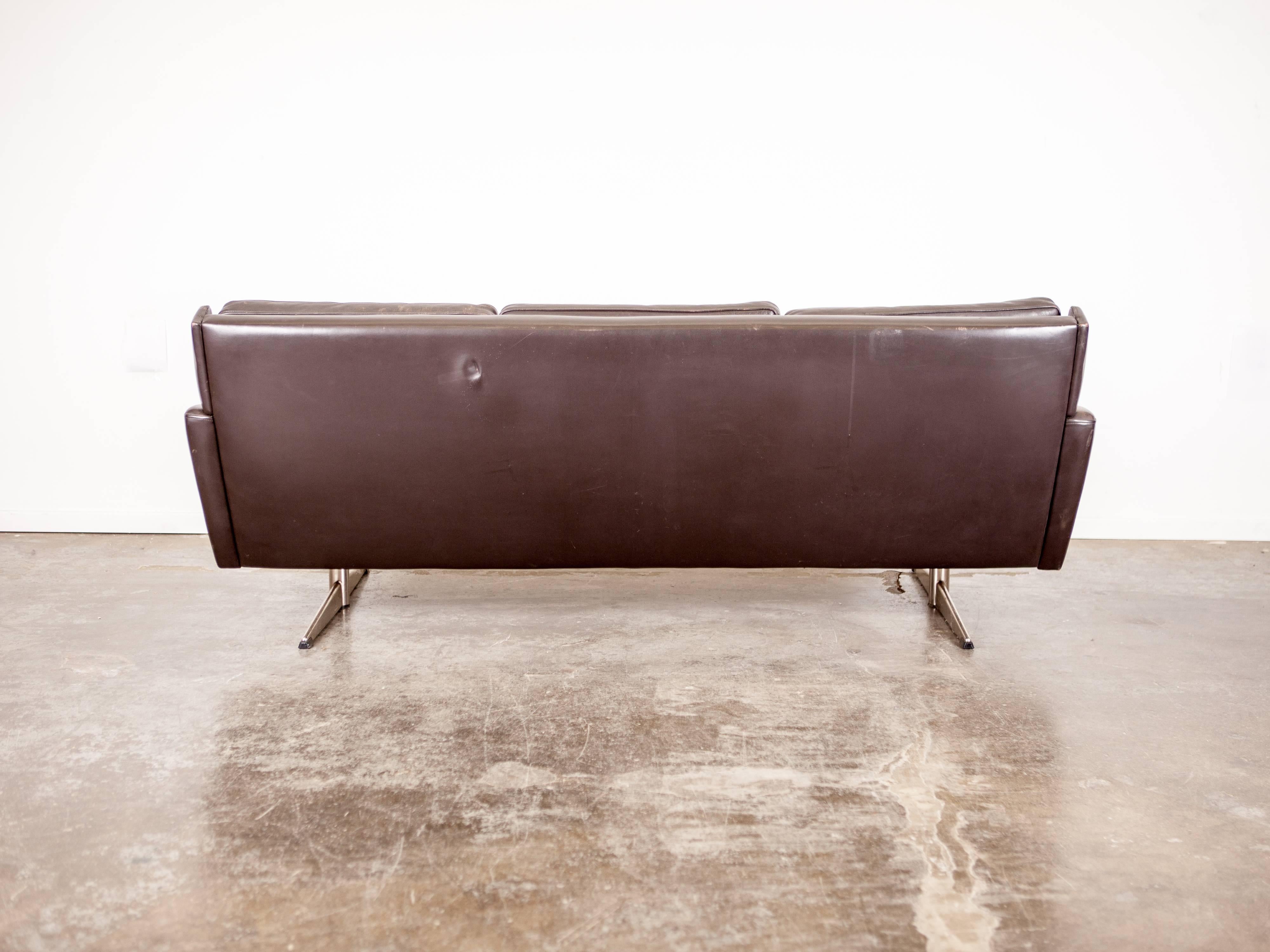 European Danish Mid-Century Modern Black Leather Sofa
