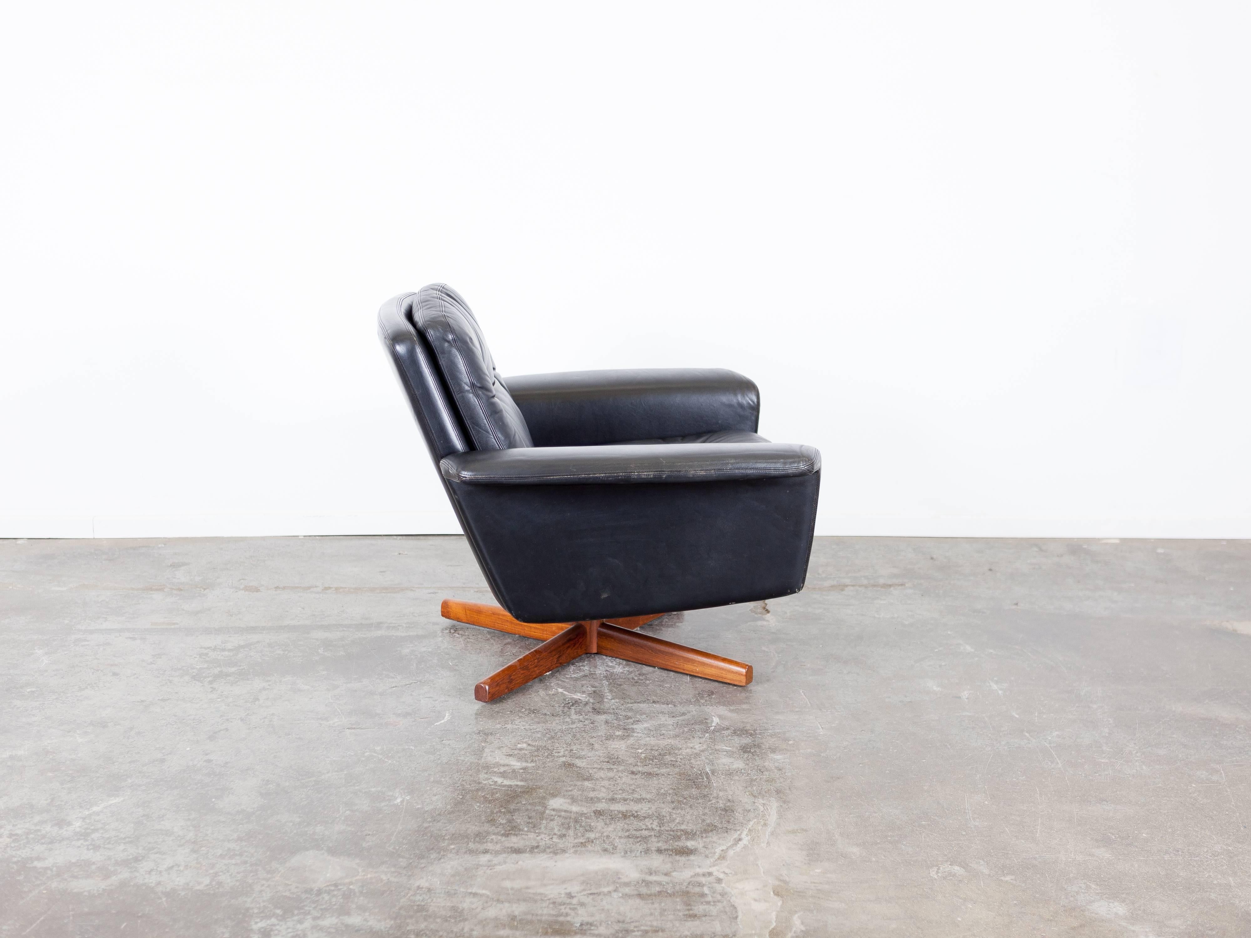 Norwegian Mid-Century Black Leather Swivel Lounge Chair