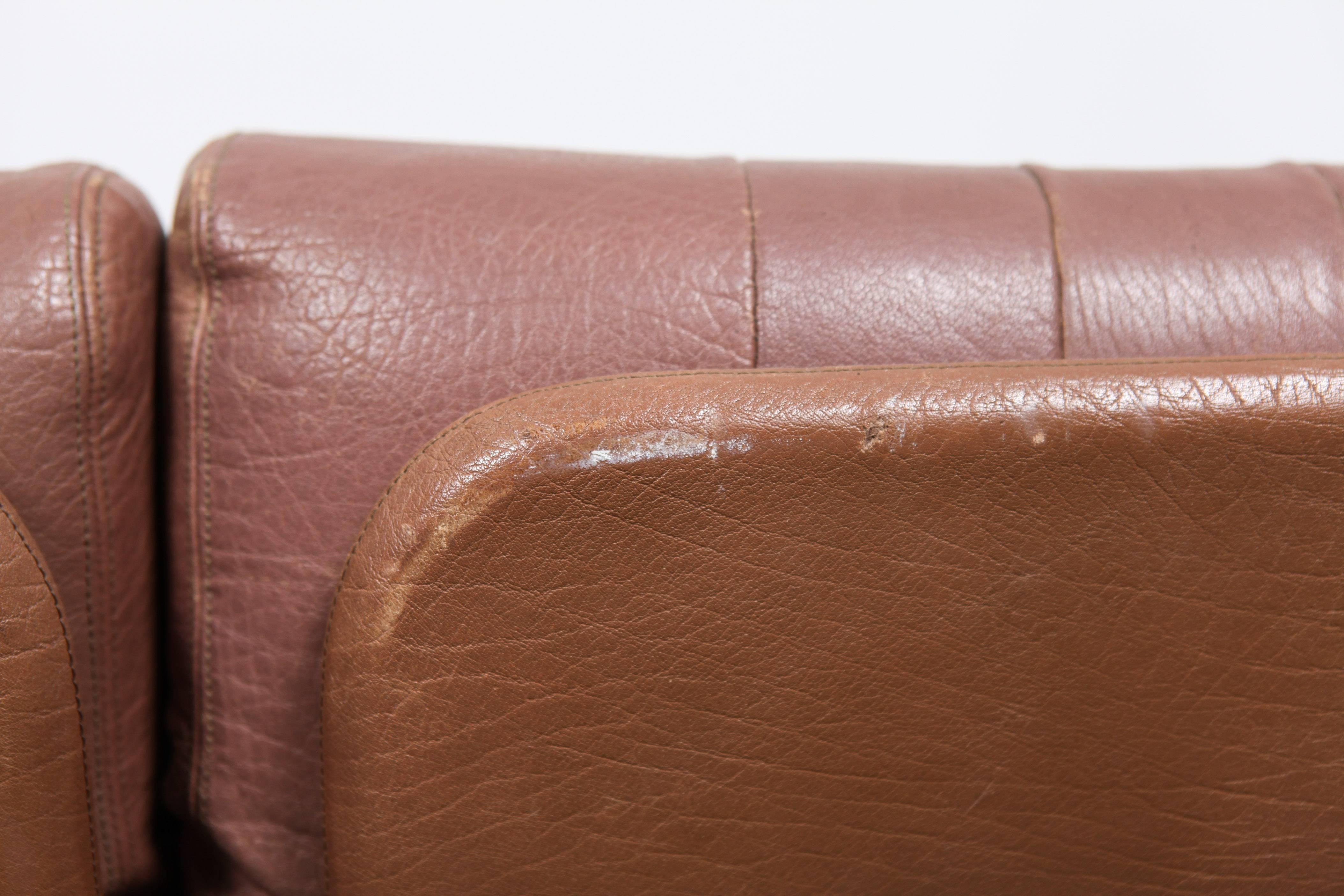 Mid-20th Century Danish Mid-Century Tufted Leather 
