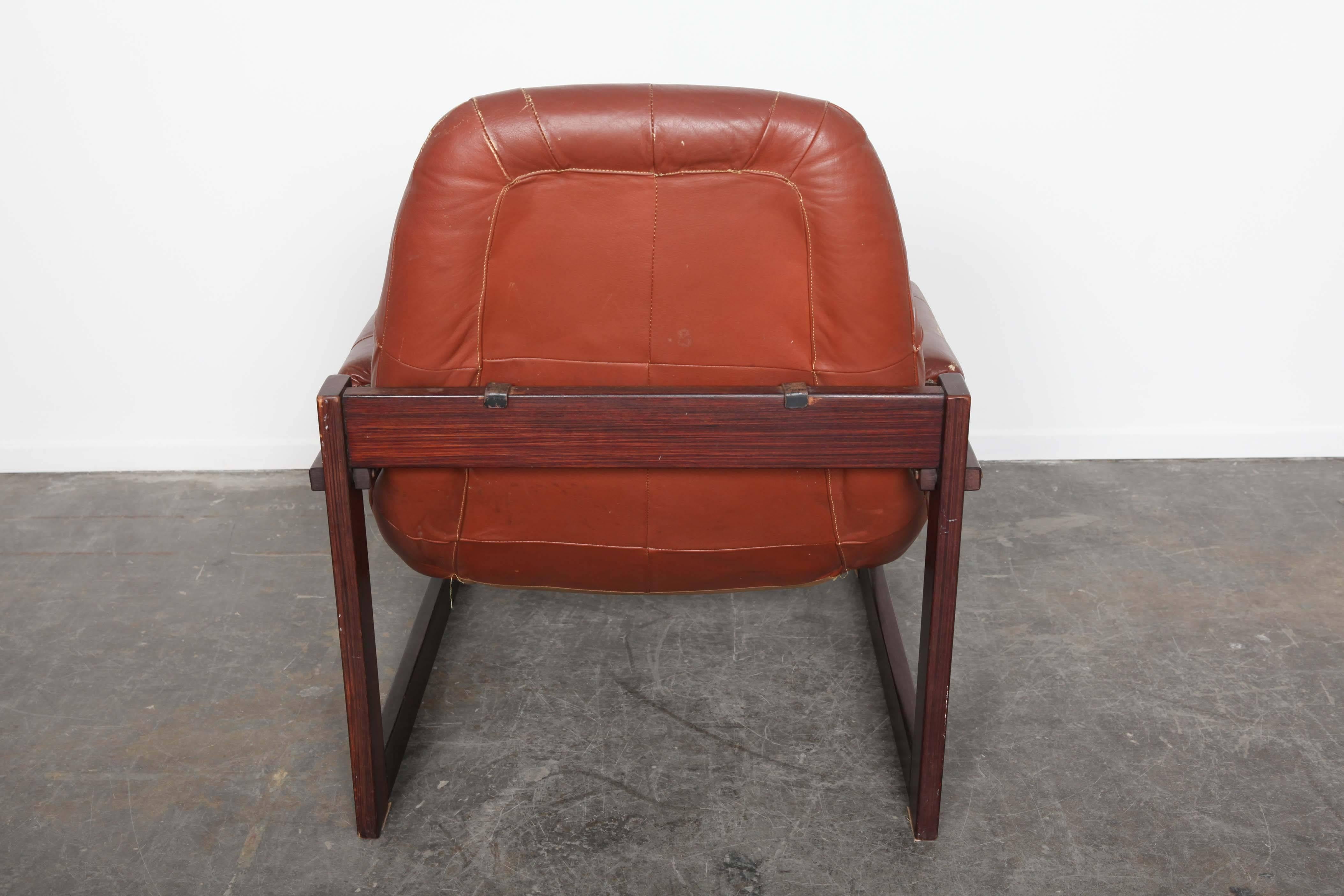 Late 20th Century Percival Lafer MP-167 Brazilian Lounge Chair In Original Brown Leather For Sale
