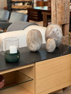 Vase « Dado » de taille moyenne en travertin gris, par Michael Verheyden