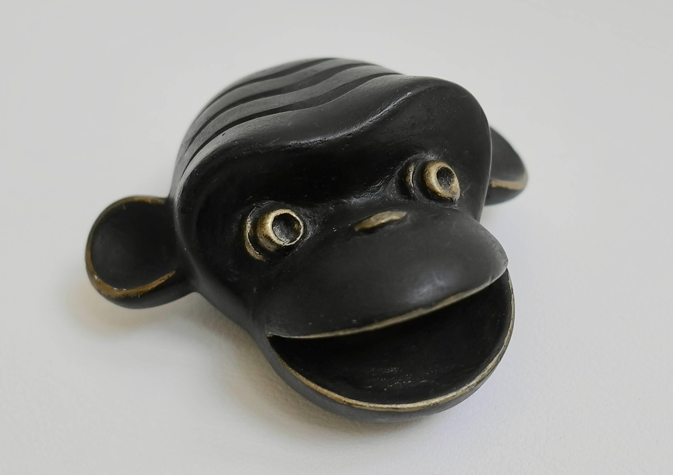 Walter Bosse ceramic monkey head, Austria, 1950s.