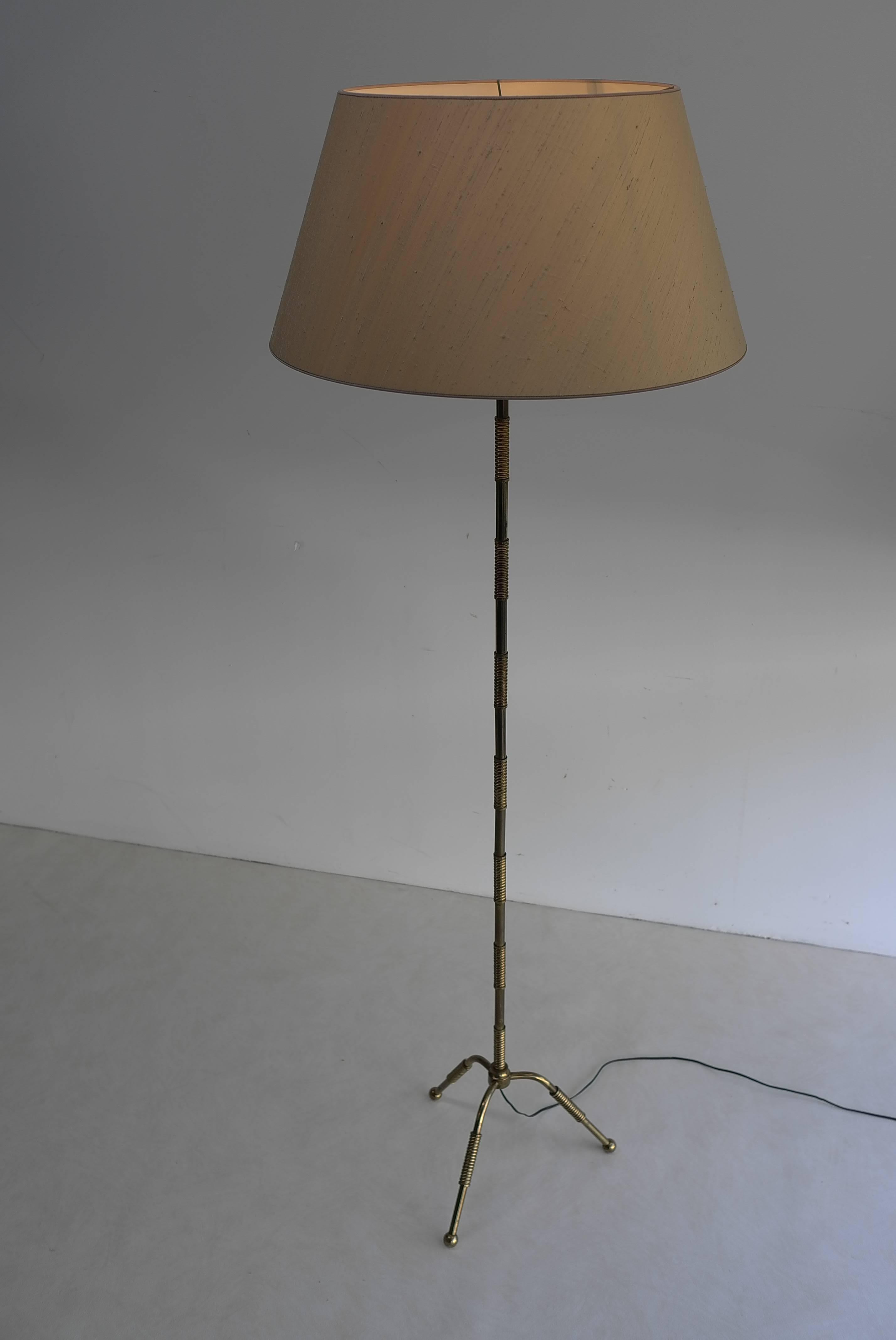 French Floor Lamp in Brass by Maison Bagues For Sale 3