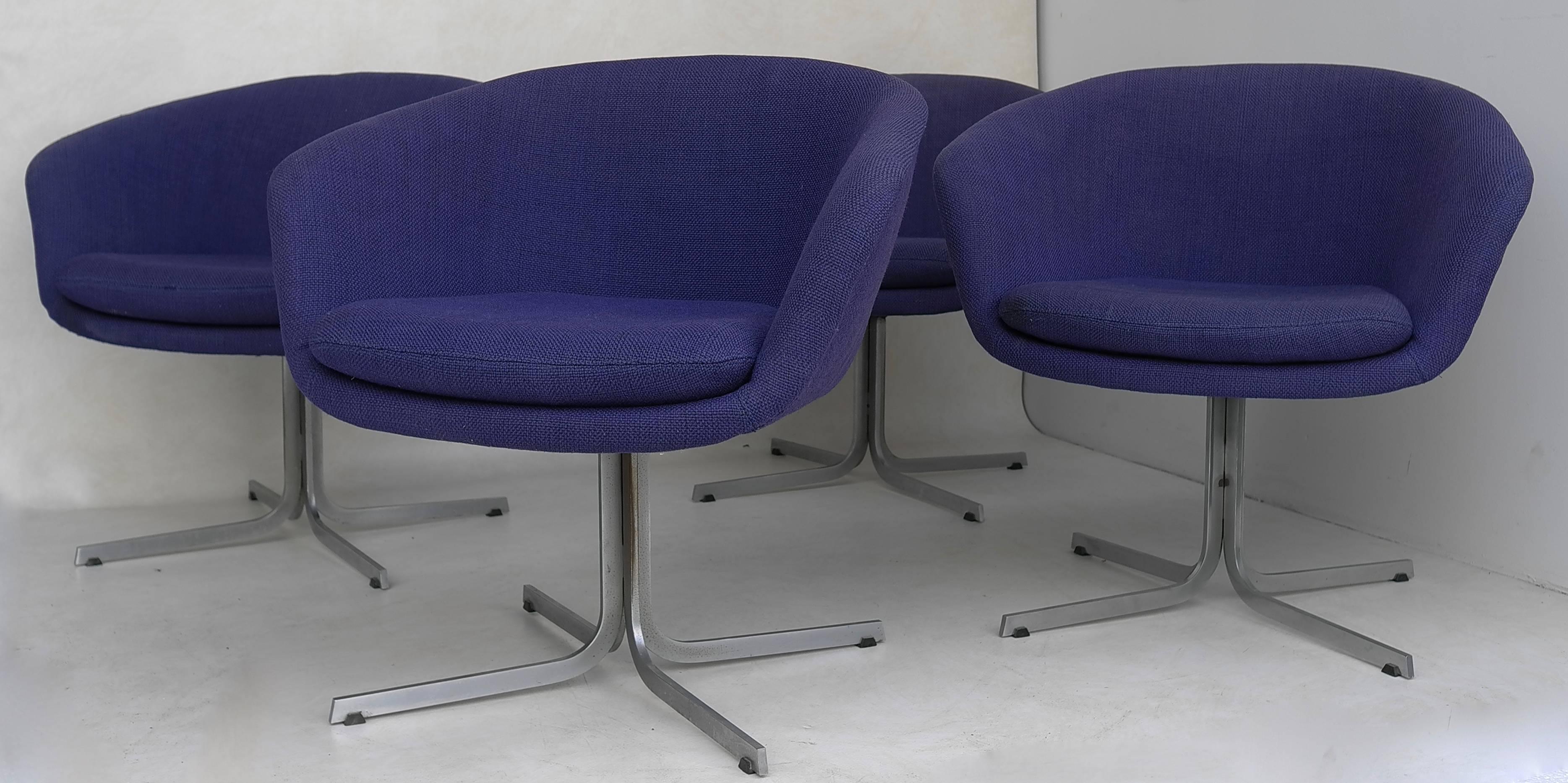 Rare set of four Pierre Paulin F8800 tulip chairs by Artifort, 1963.

 
