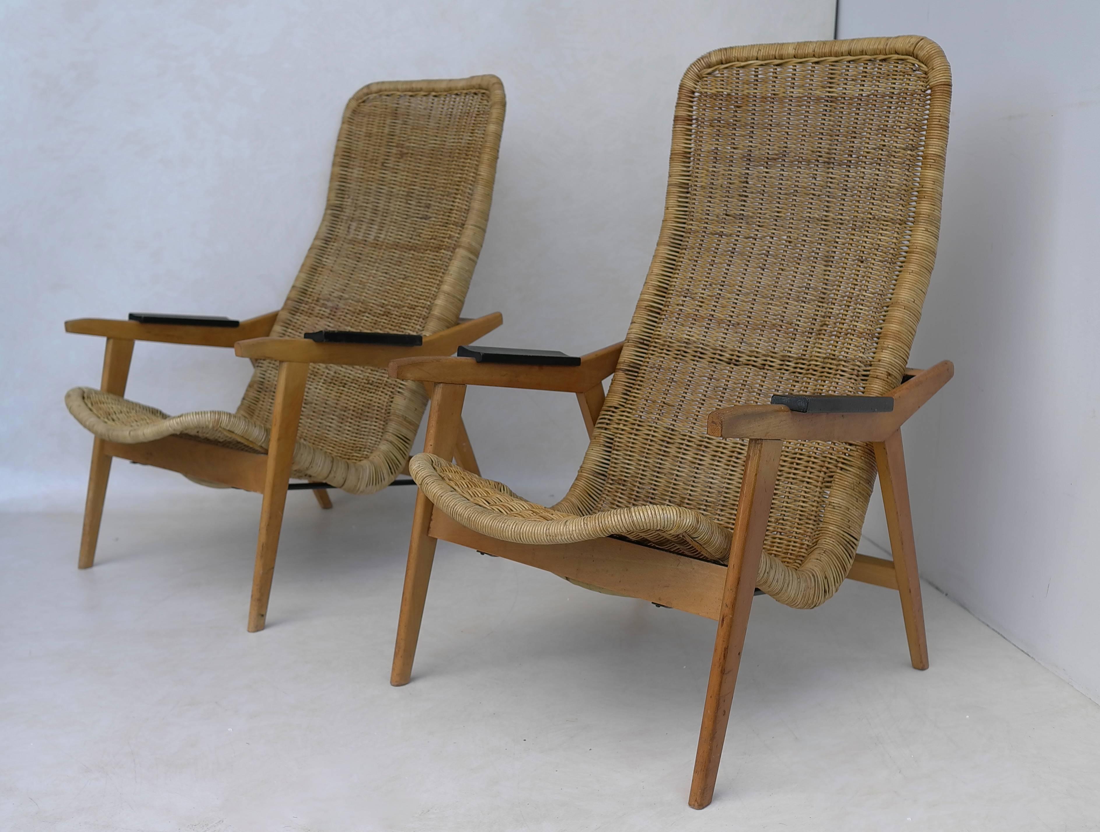 Seltenes Set von Dirk Van Sliedregt Rattan-Lounge-Stühlen.