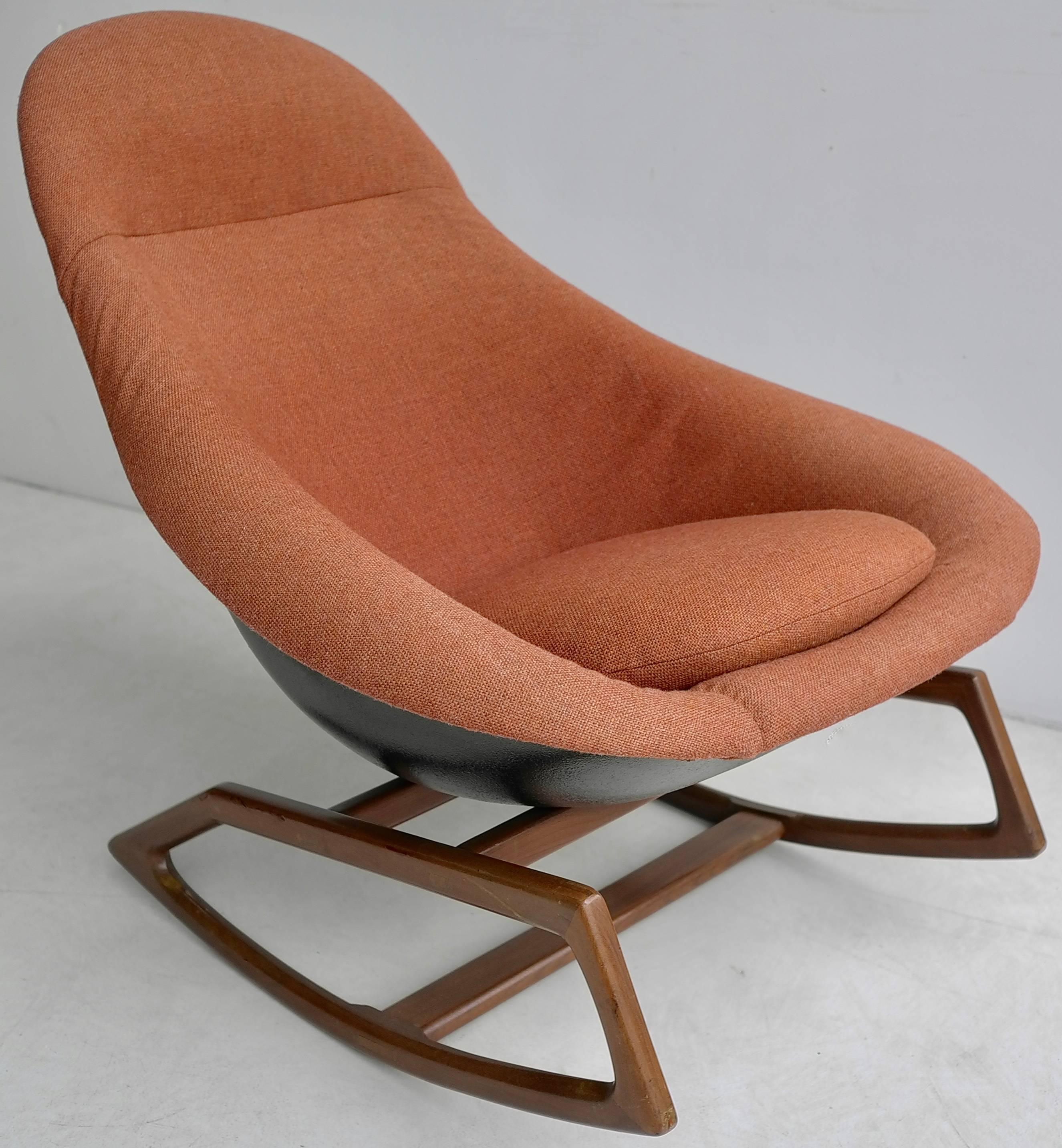 Gemini rocking chair designed by Walter S. Chenery and manufactured by Lurashell in the UK.