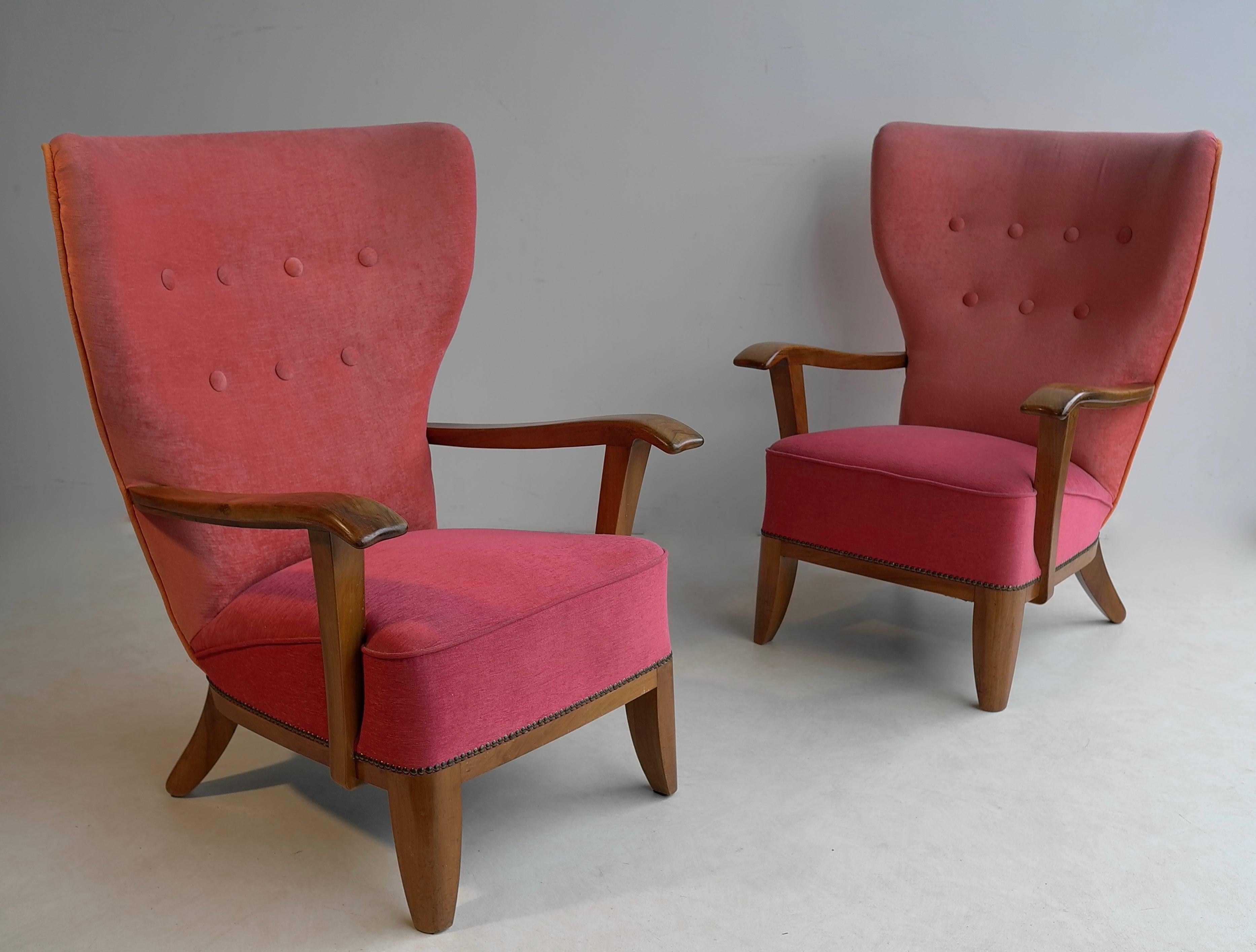 Fabric Pair of Three-Tone Wingback Armchairs, France, 1940s