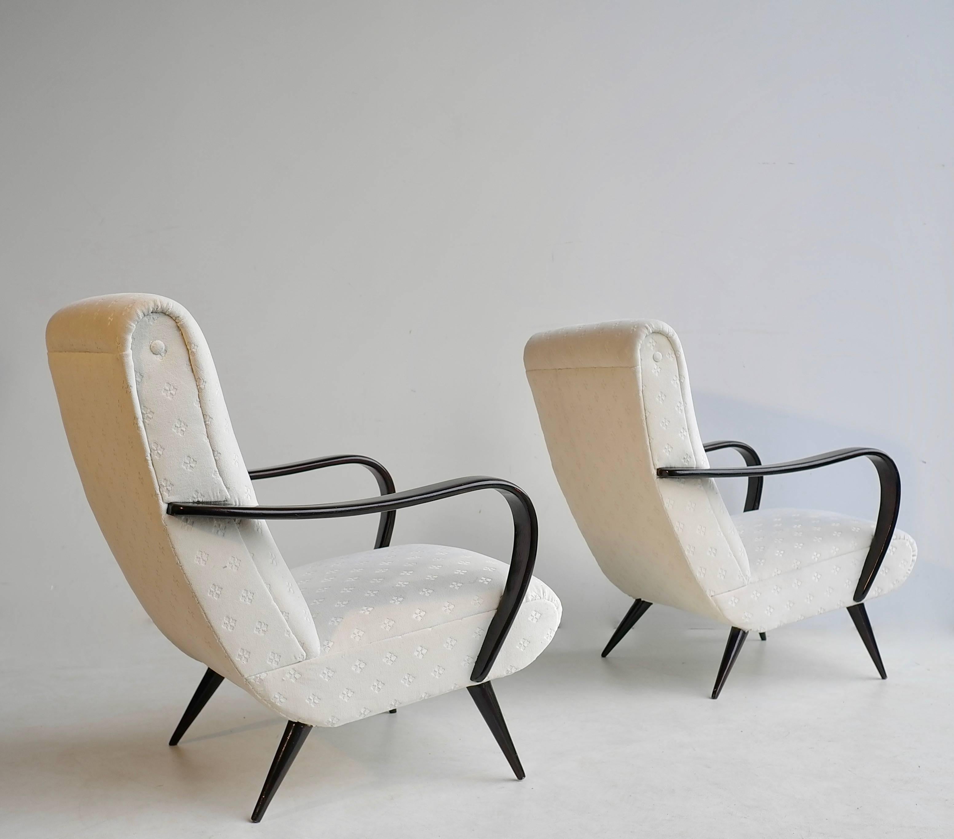 Italian Pair of Sculptural Lounge Chairs with Curved Wooden Armrests, Italy, 1950s