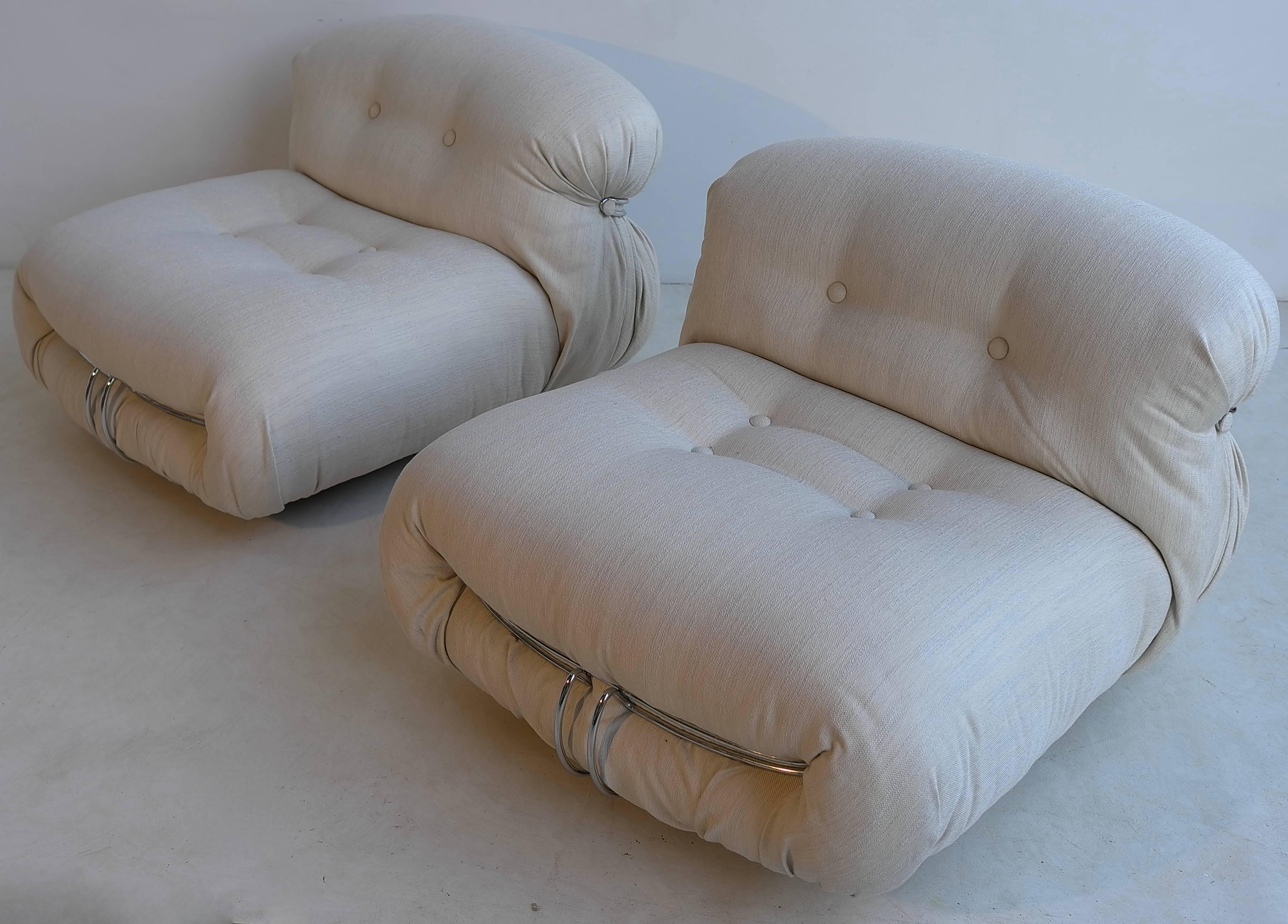 Italian Pair of Afra & Tobia Scarpa 'Soriana' Lounge Chairs in off White