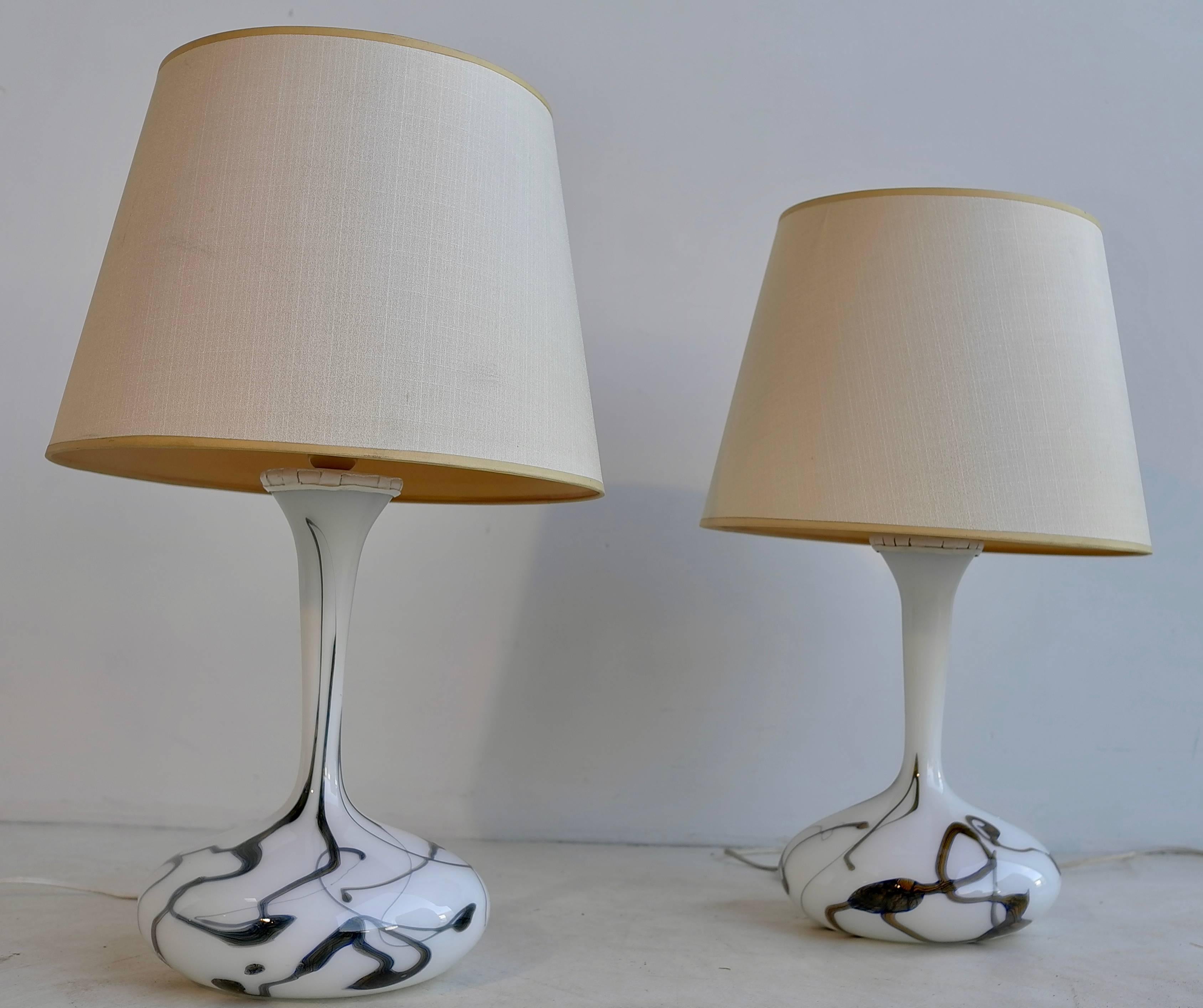 Art Glass Pair of White Glass Murano Art Table Lamps, Italy, 1960s