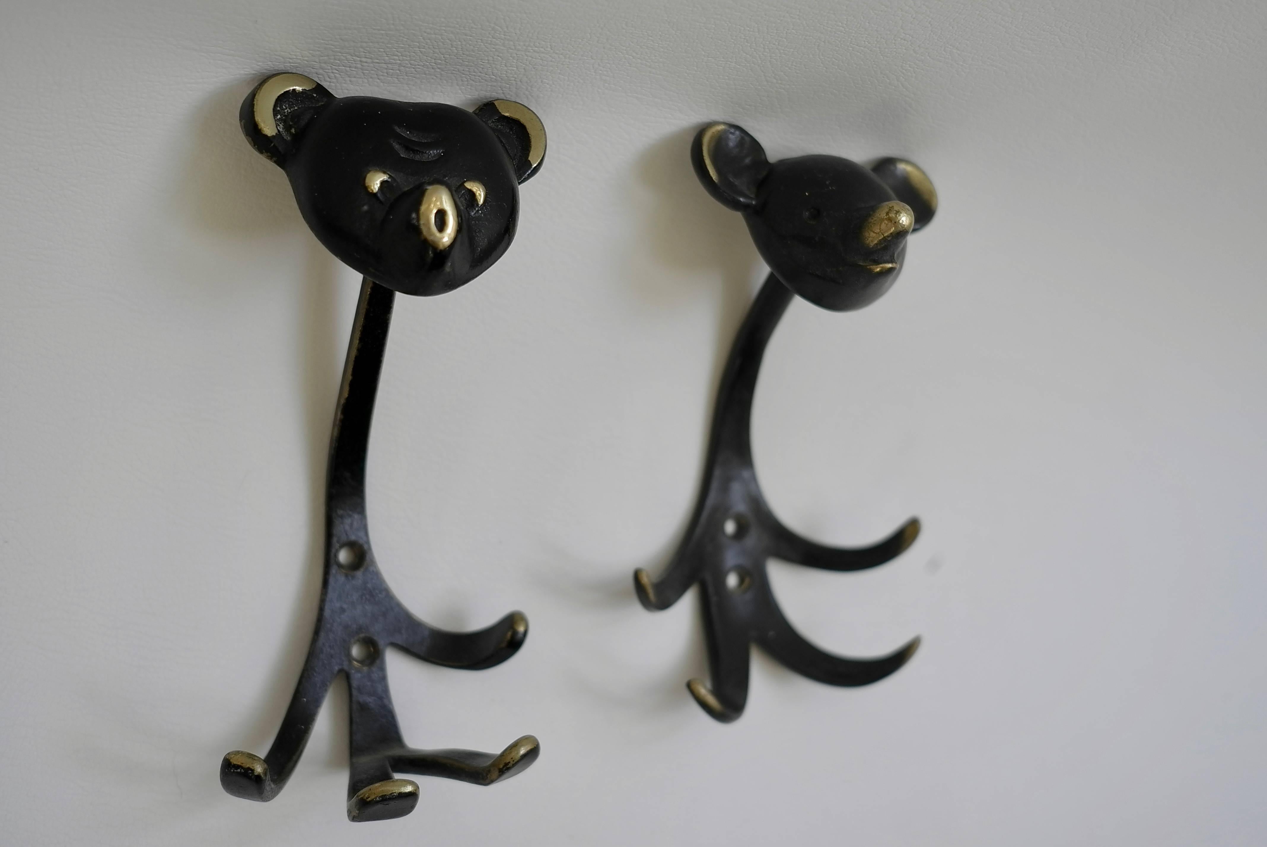 Two Walter Bosse Brass Wall Hooks of a Bear, Austria, 1950s In Excellent Condition In Den Haag, NL